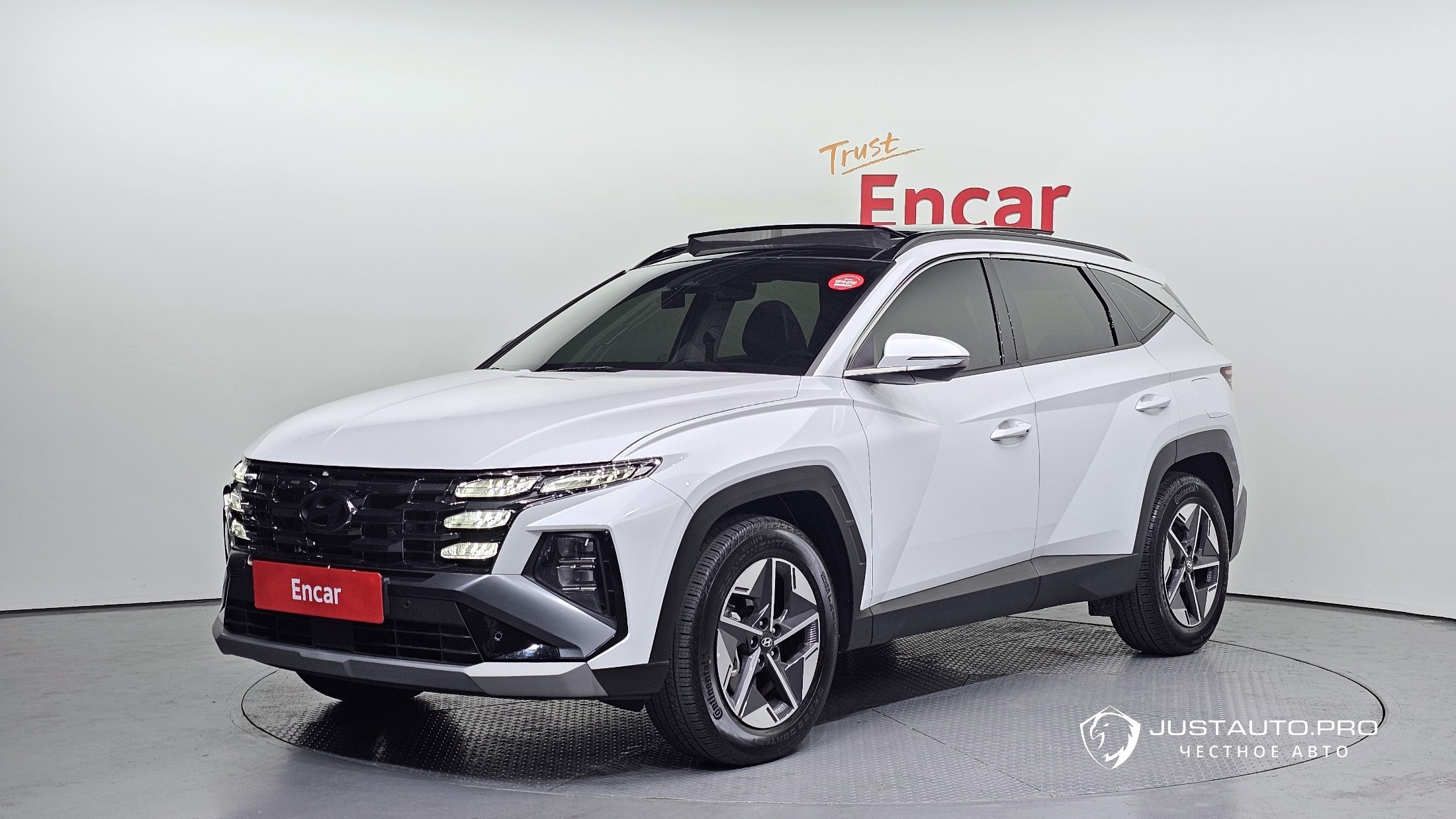 Автомобиль Hyundai Tucson