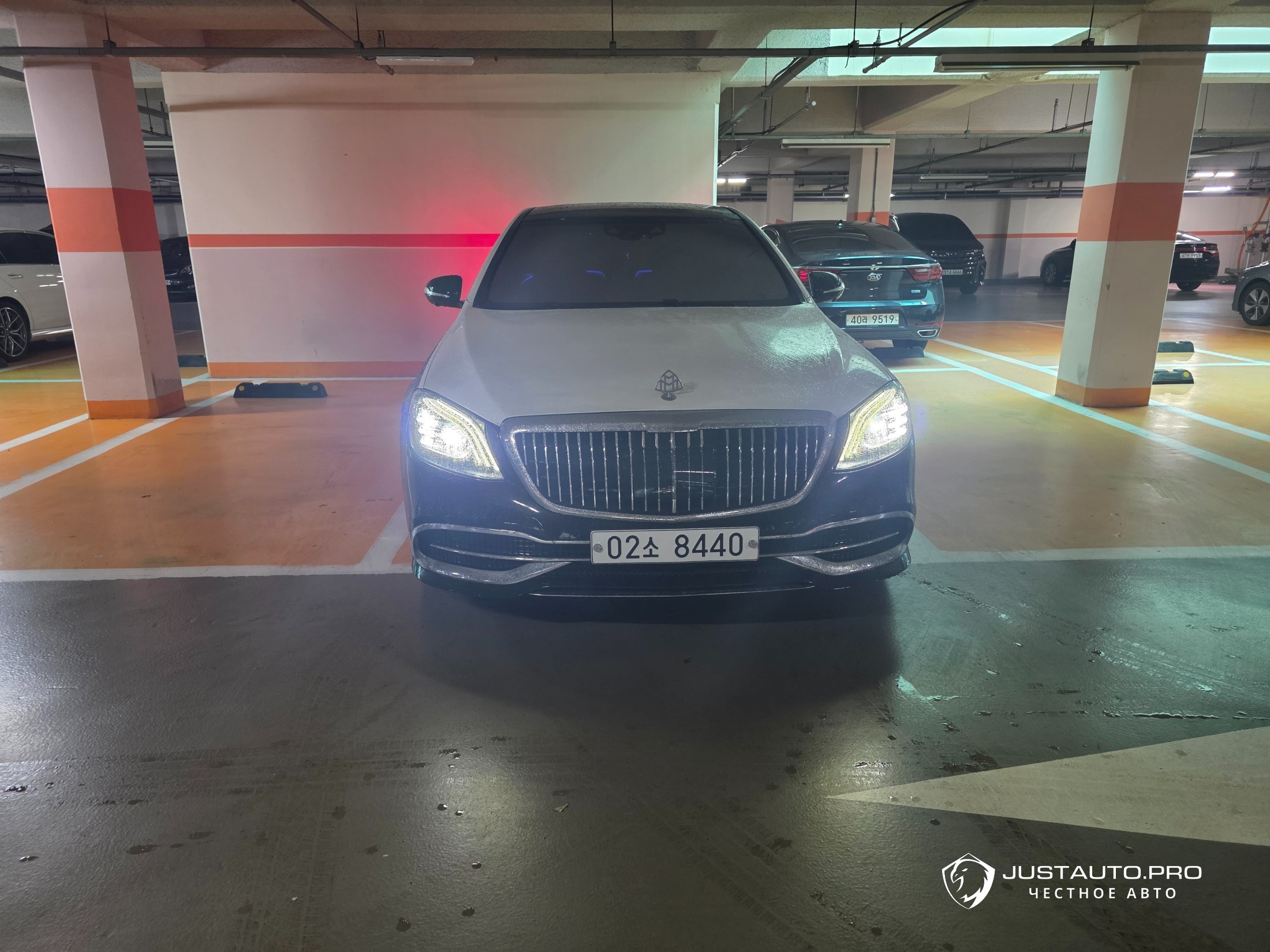 Автомобиль Mercedes-Benz S-Class