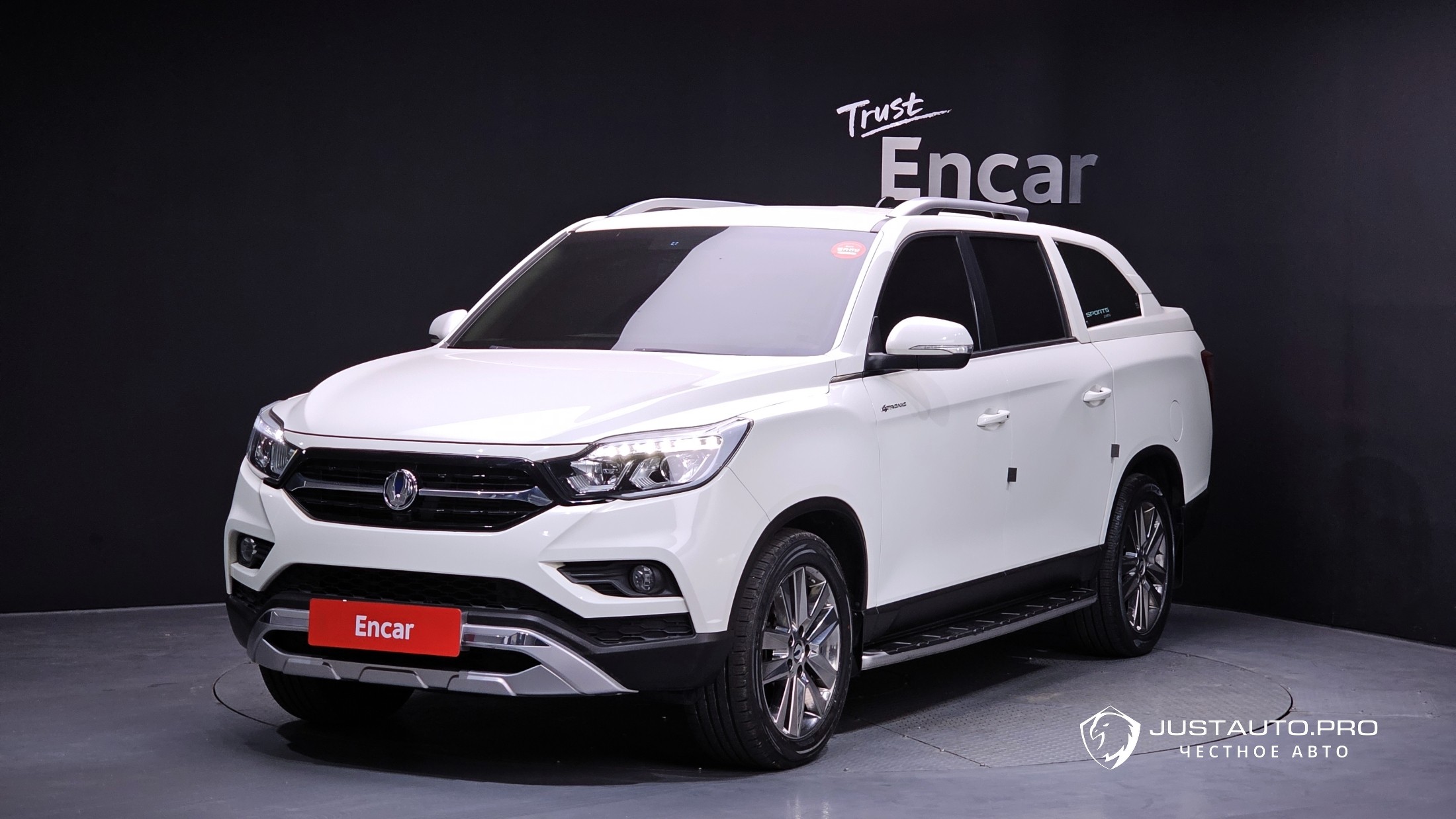 Автомобиль KG_Mobility_Ssangyong Rexton