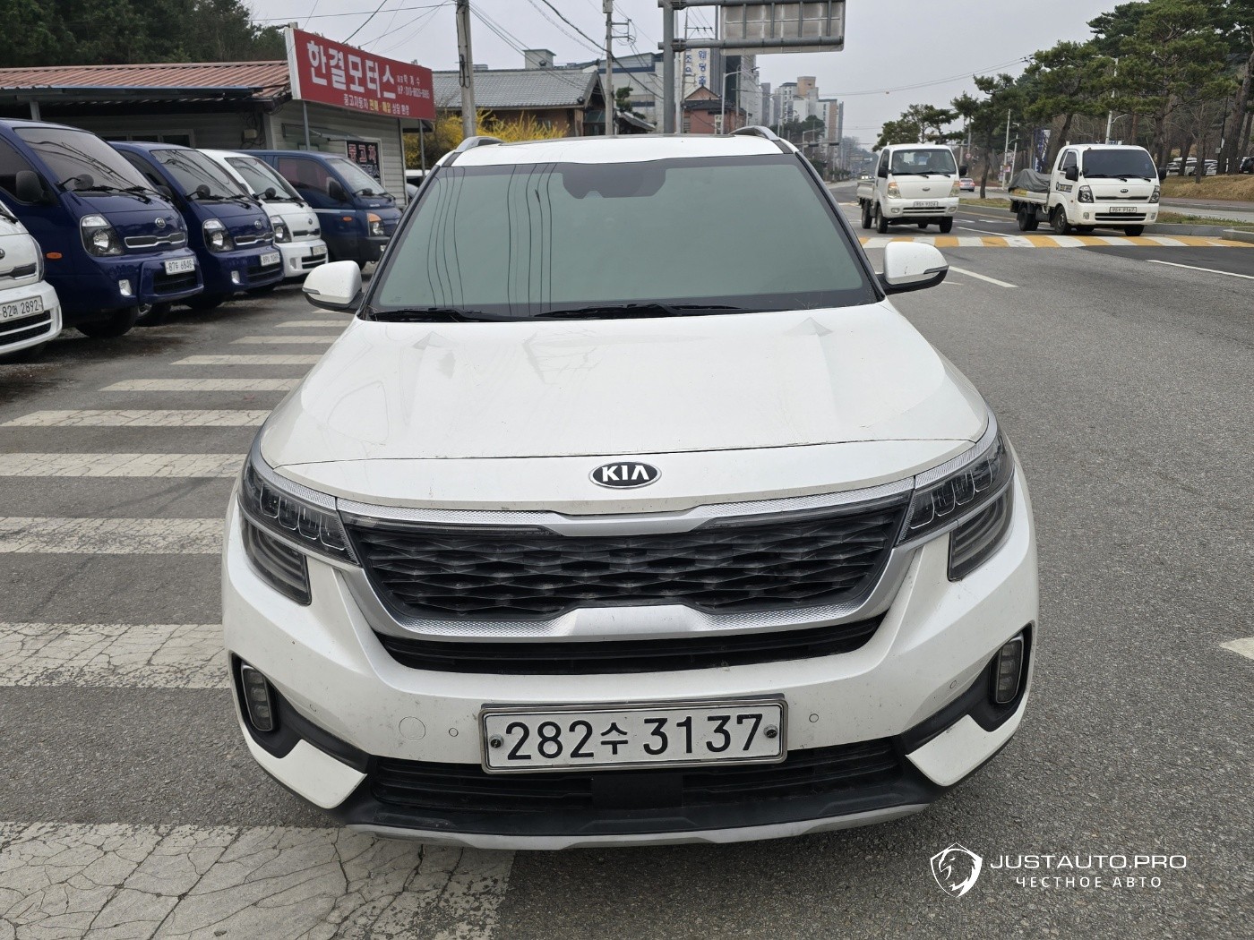 Автомобиль Kia Seltos