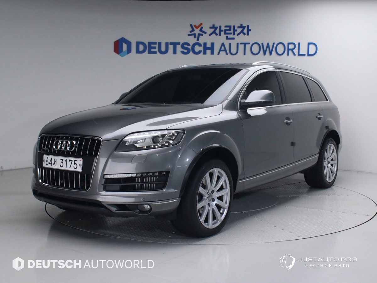 Автомобиль Audi Q7