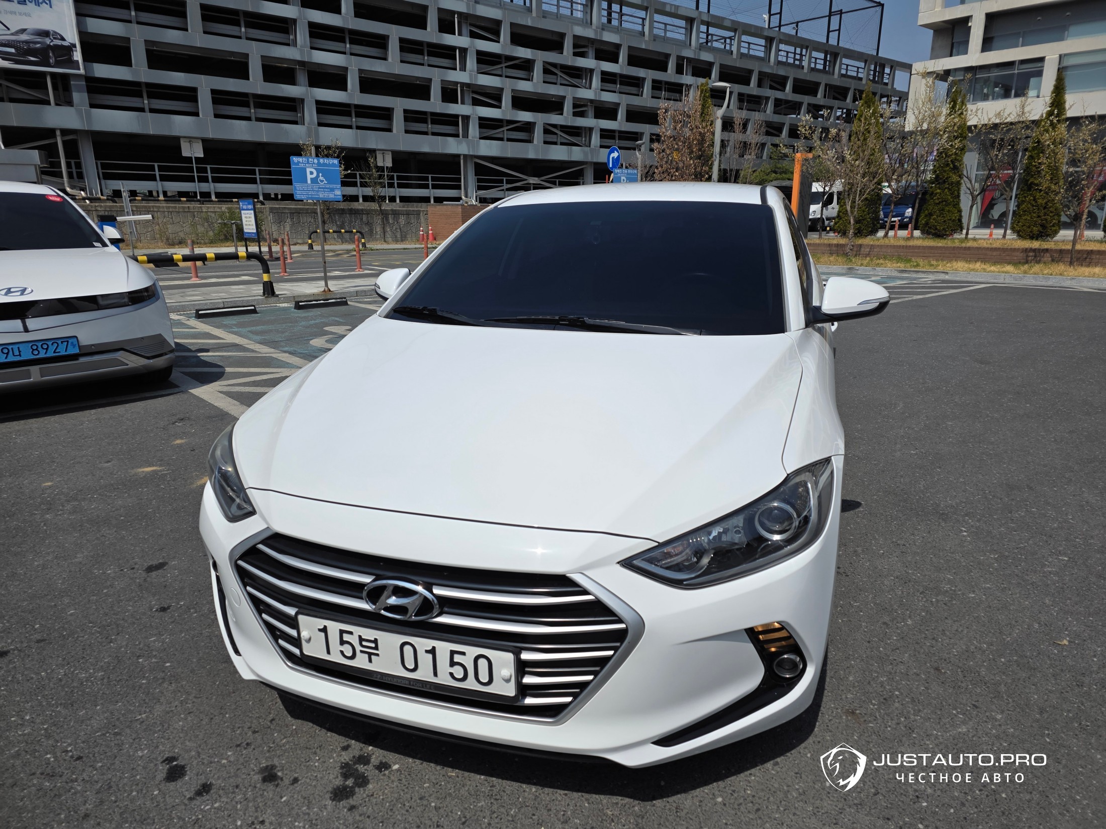 Автомобиль Hyundai AVANTE