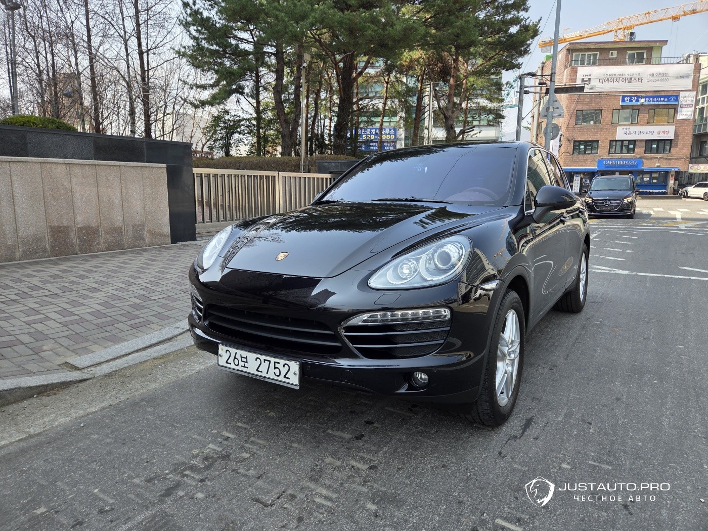 Автомобиль Porsche Cayenne
