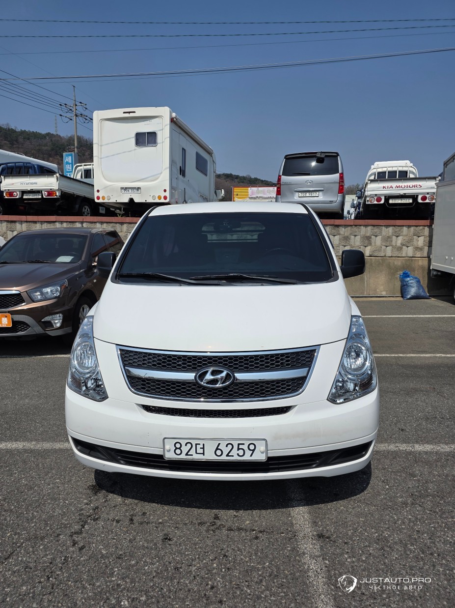 Автомобиль Hyundai Starex