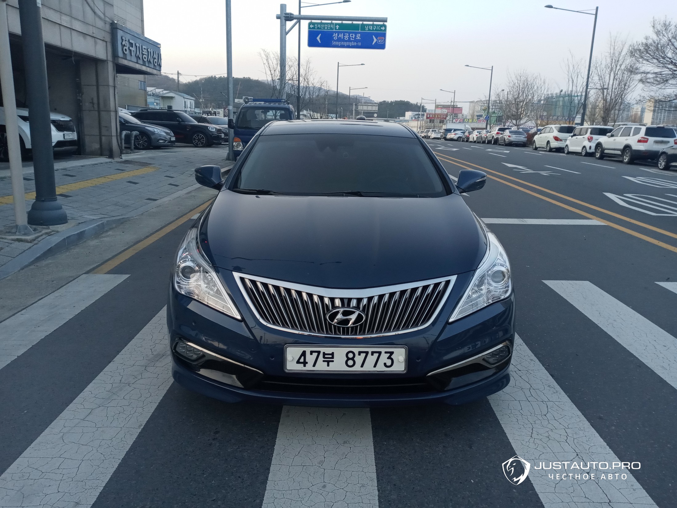 Автомобиль Hyundai Grandeur