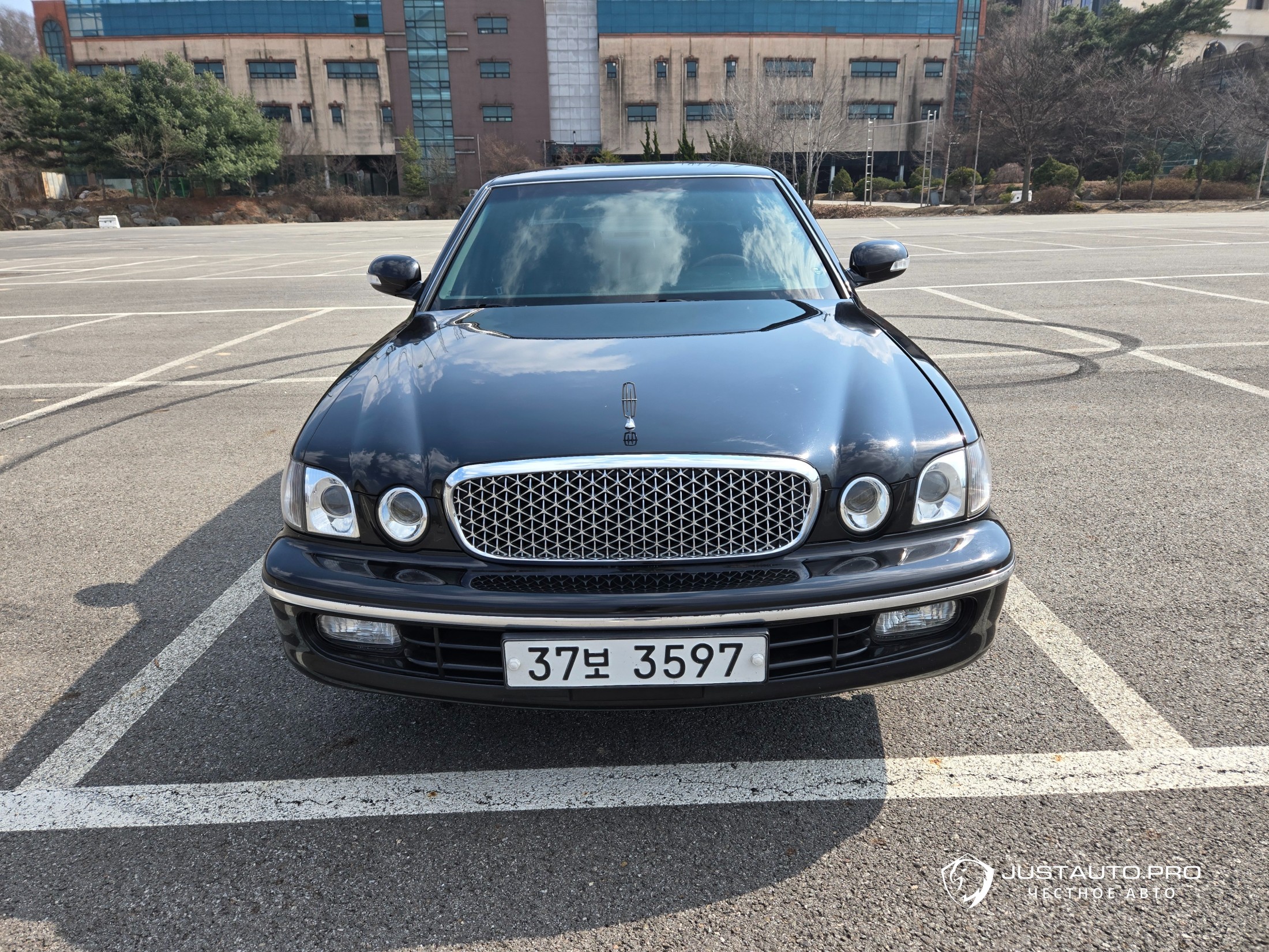Автомобиль Hyundai Dynasty
