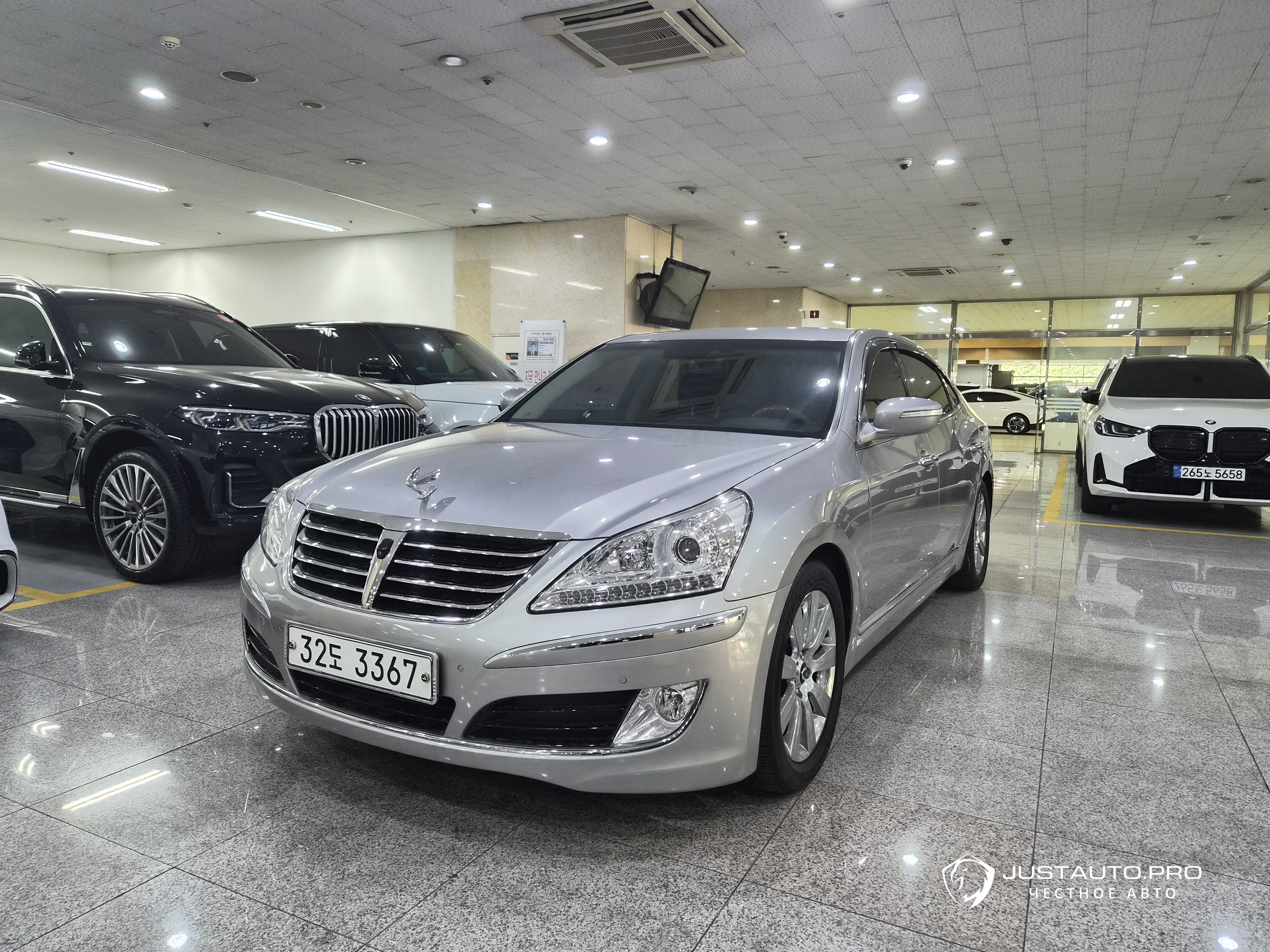 Автомобиль Hyundai Equus