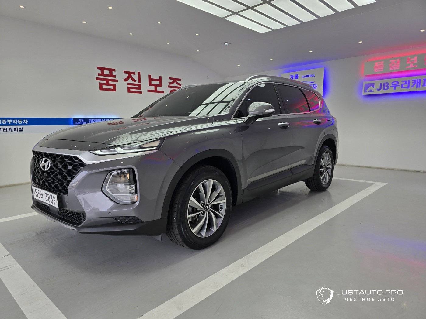 Автомобиль Hyundai Santafe