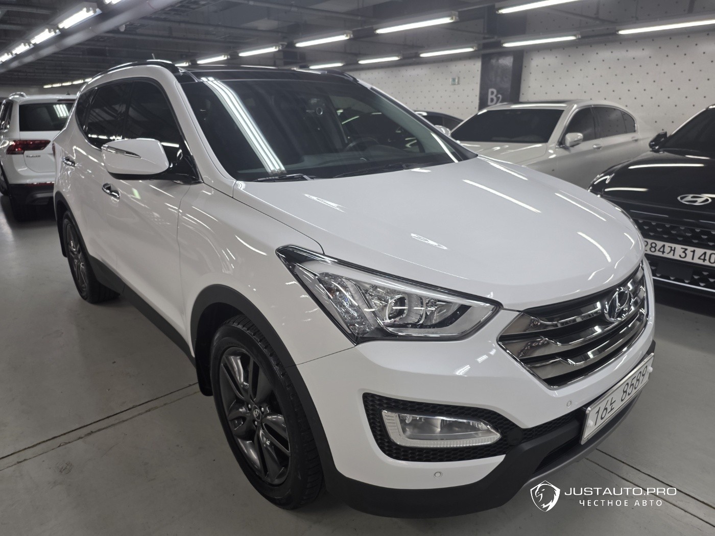 Автомобиль Hyundai Santafe