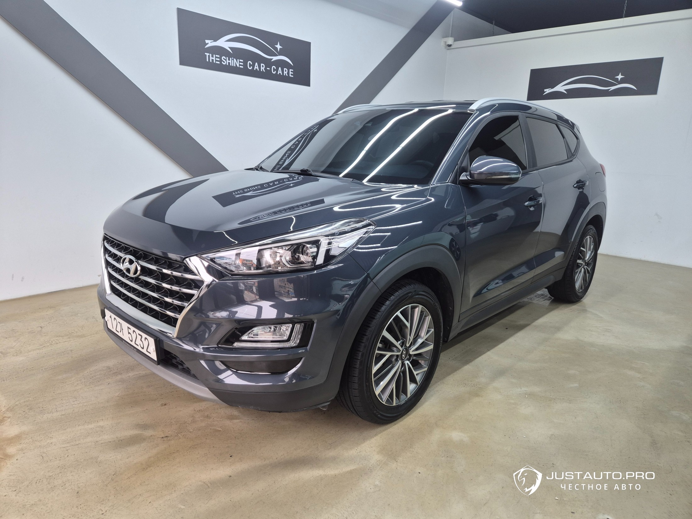 Автомобиль Hyundai Tucson