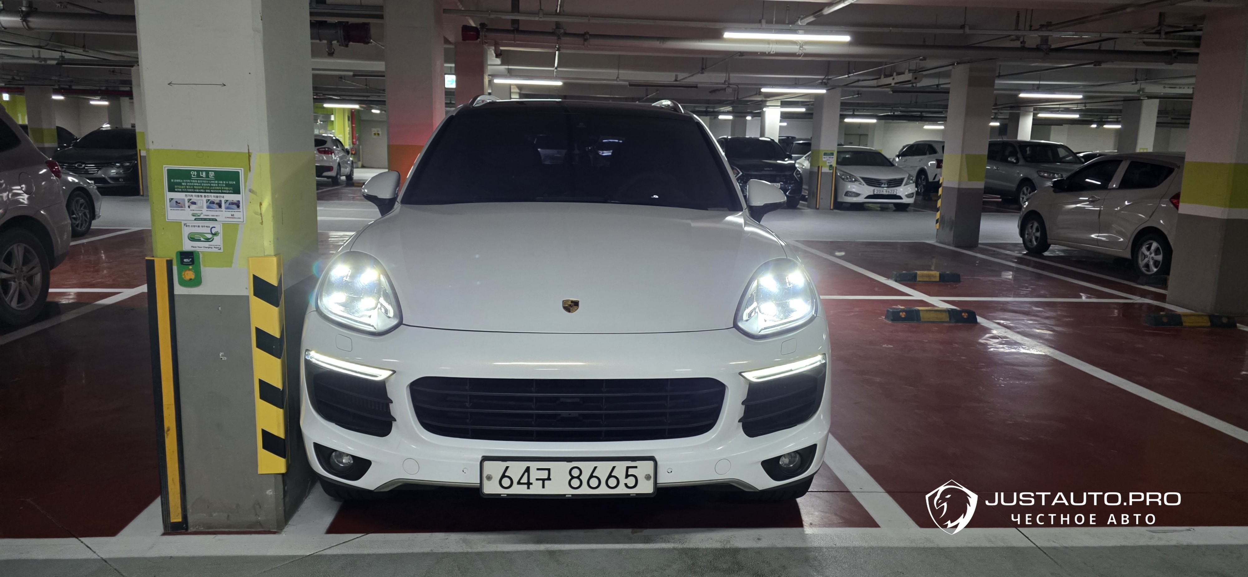 Автомобиль Porsche Cayenne