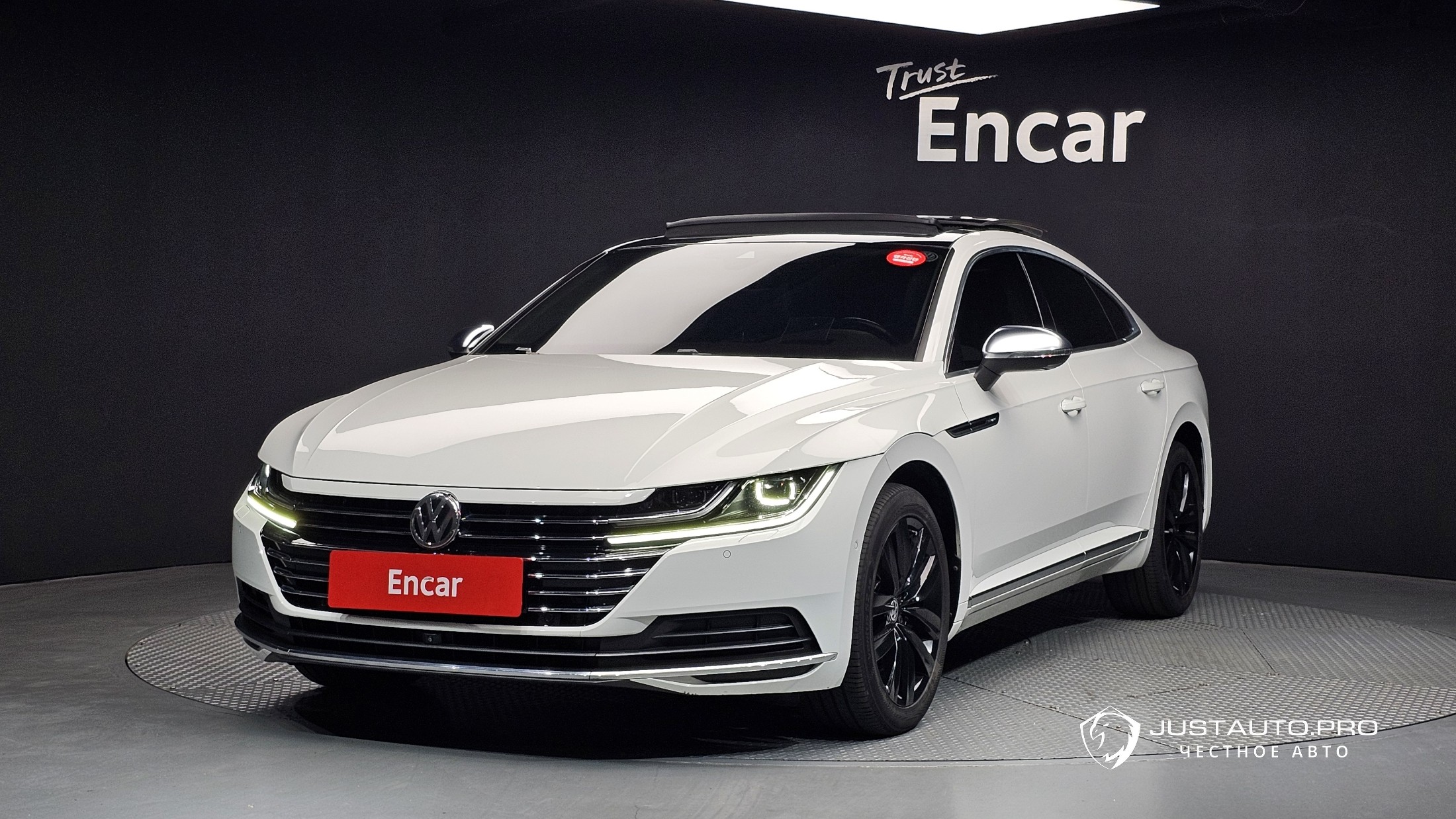 Автомобиль Volkswagen Arteon