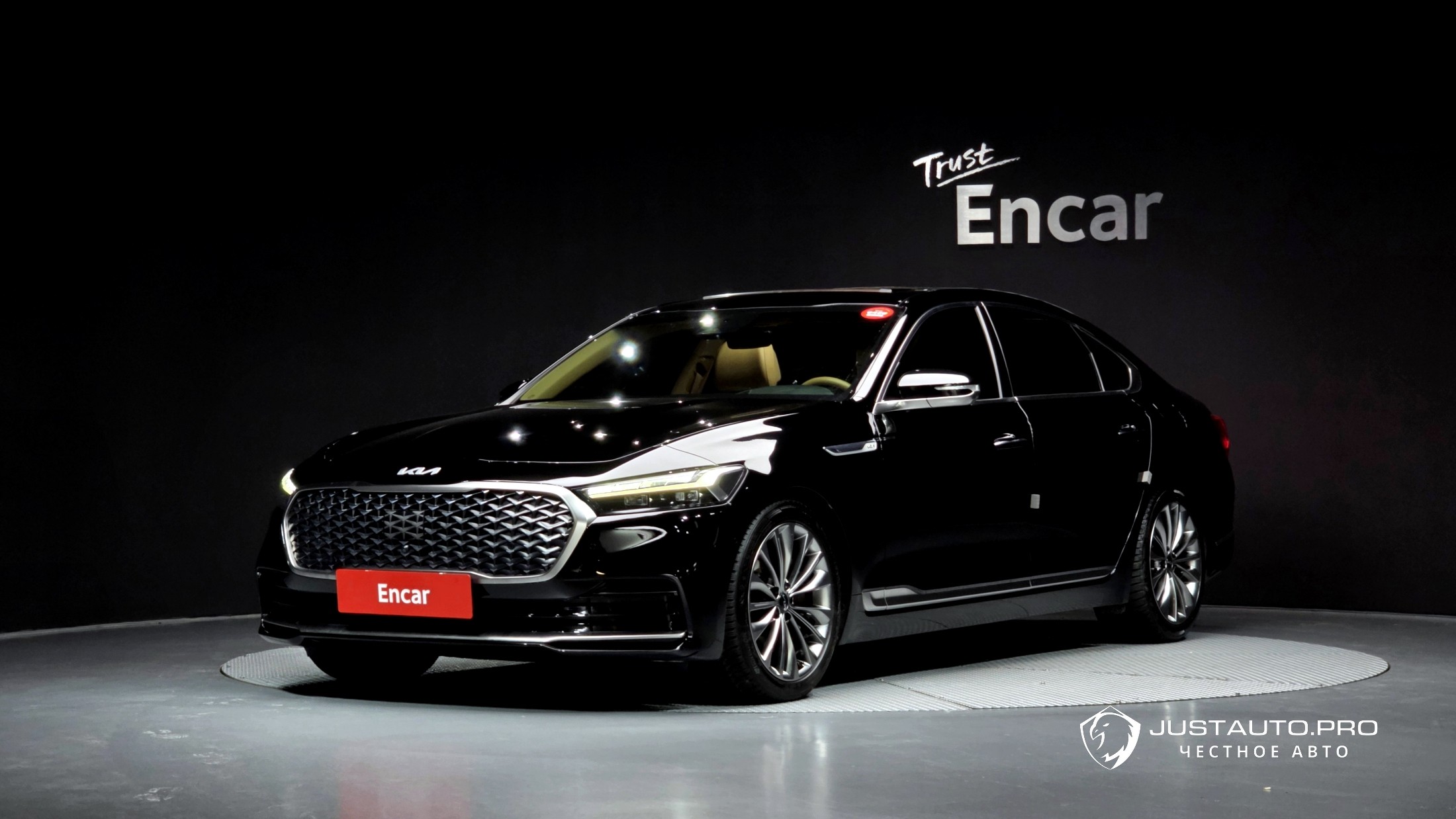 Автомобиль Kia K9