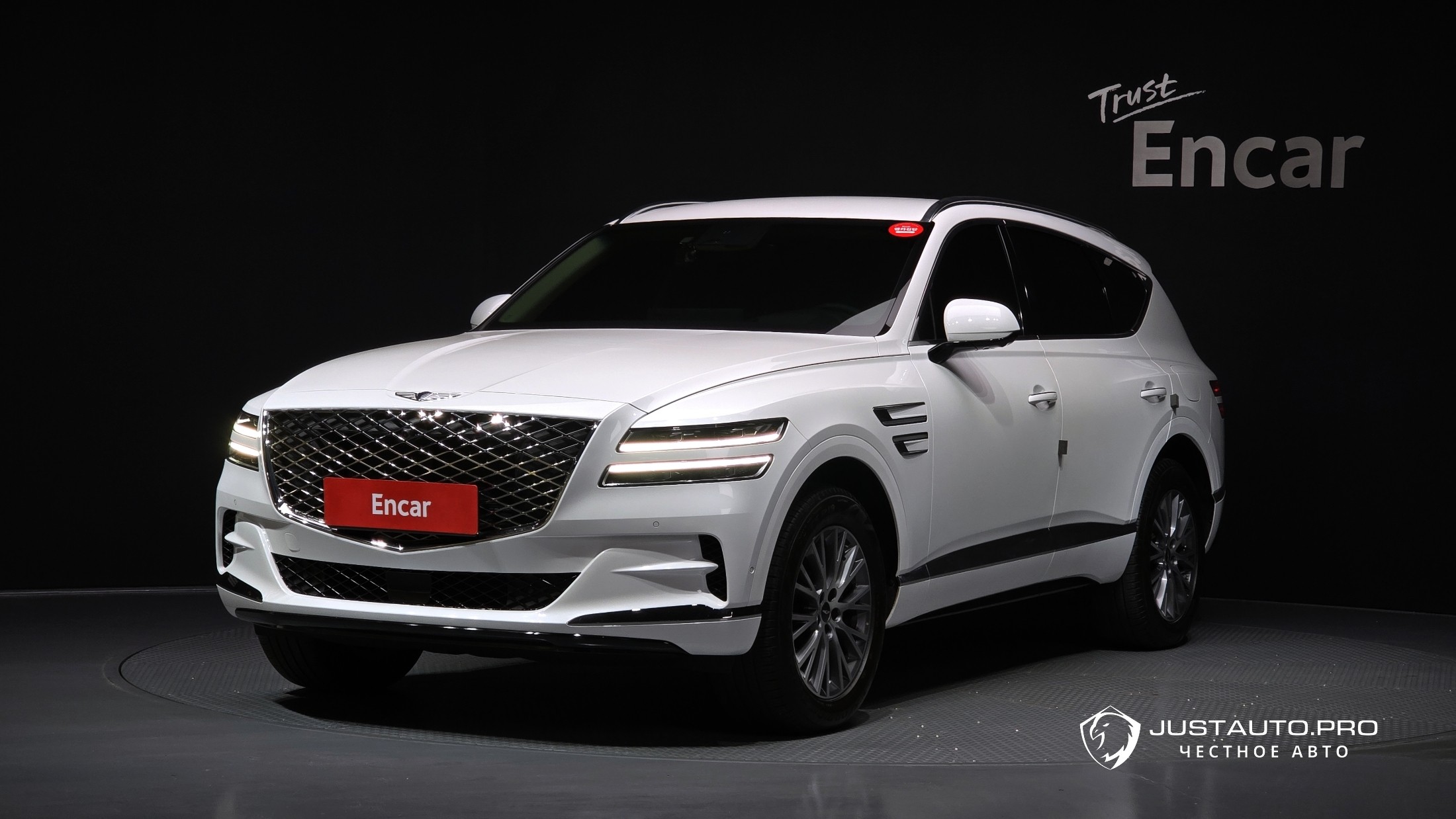 Автомобиль Genesis GV80