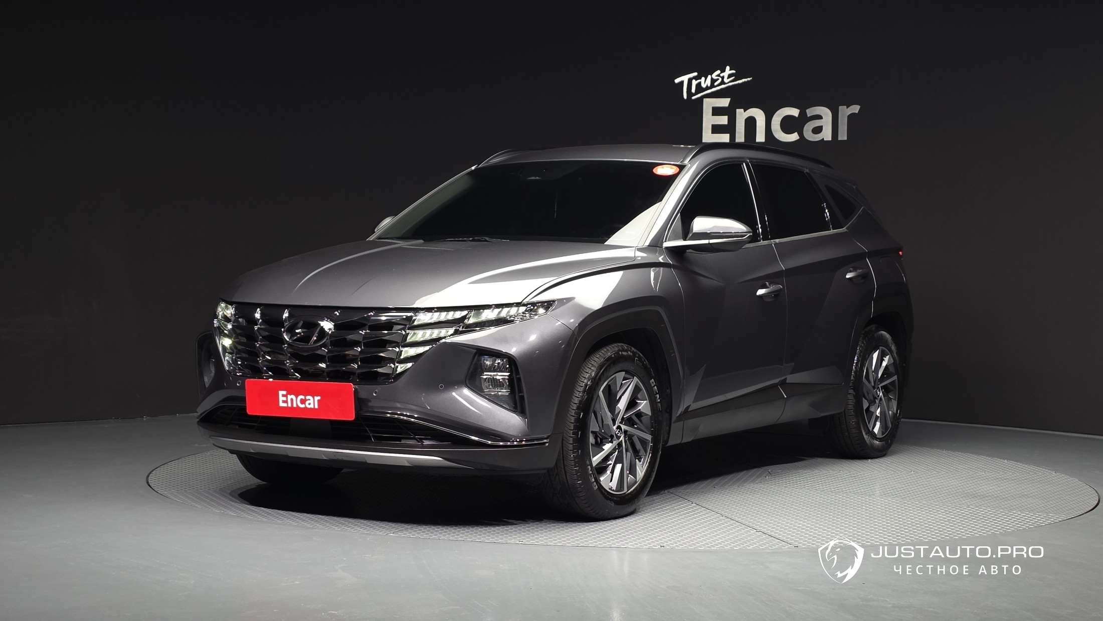 Автомобиль Hyundai Tucson