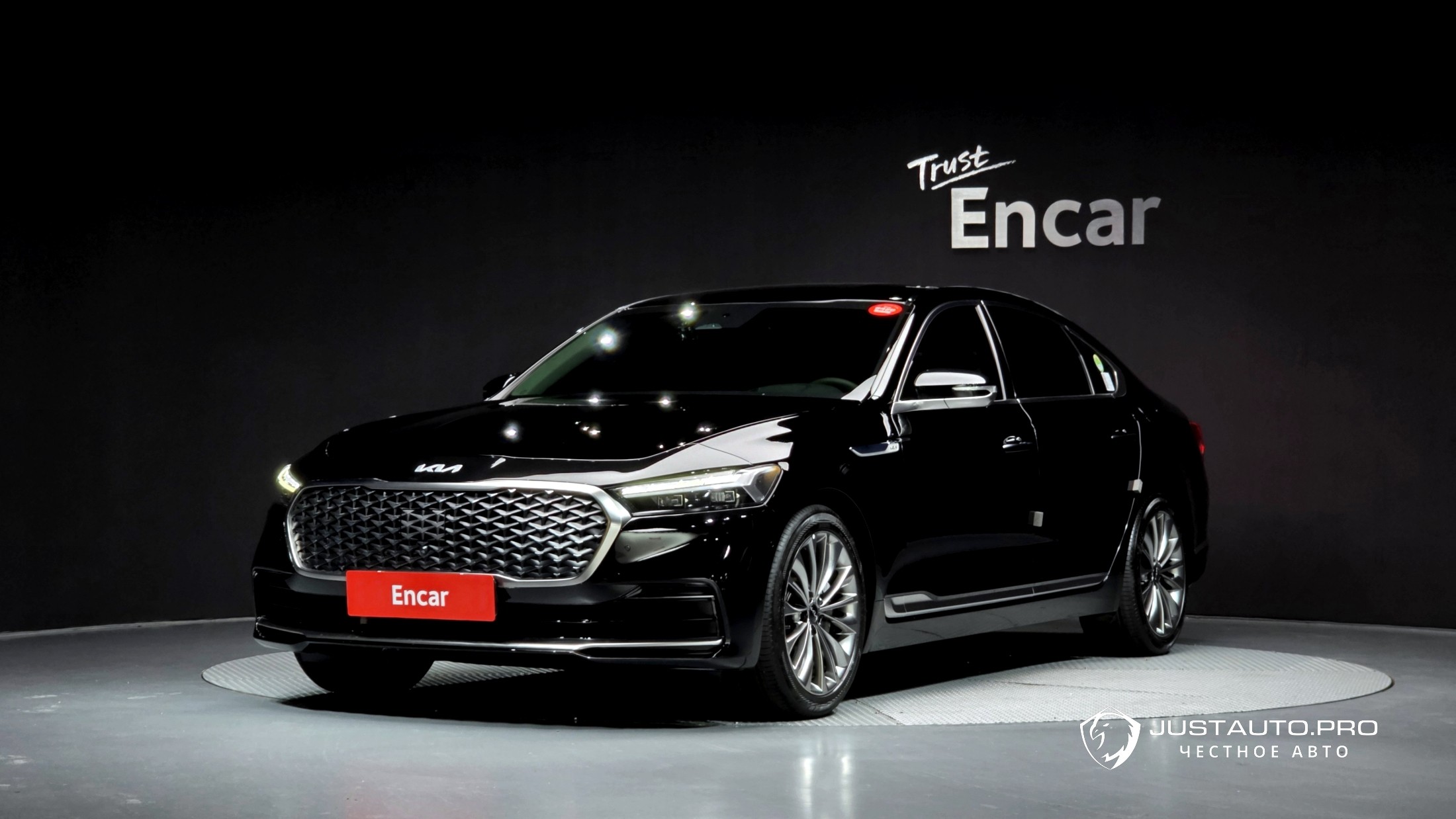 Автомобиль Kia K9