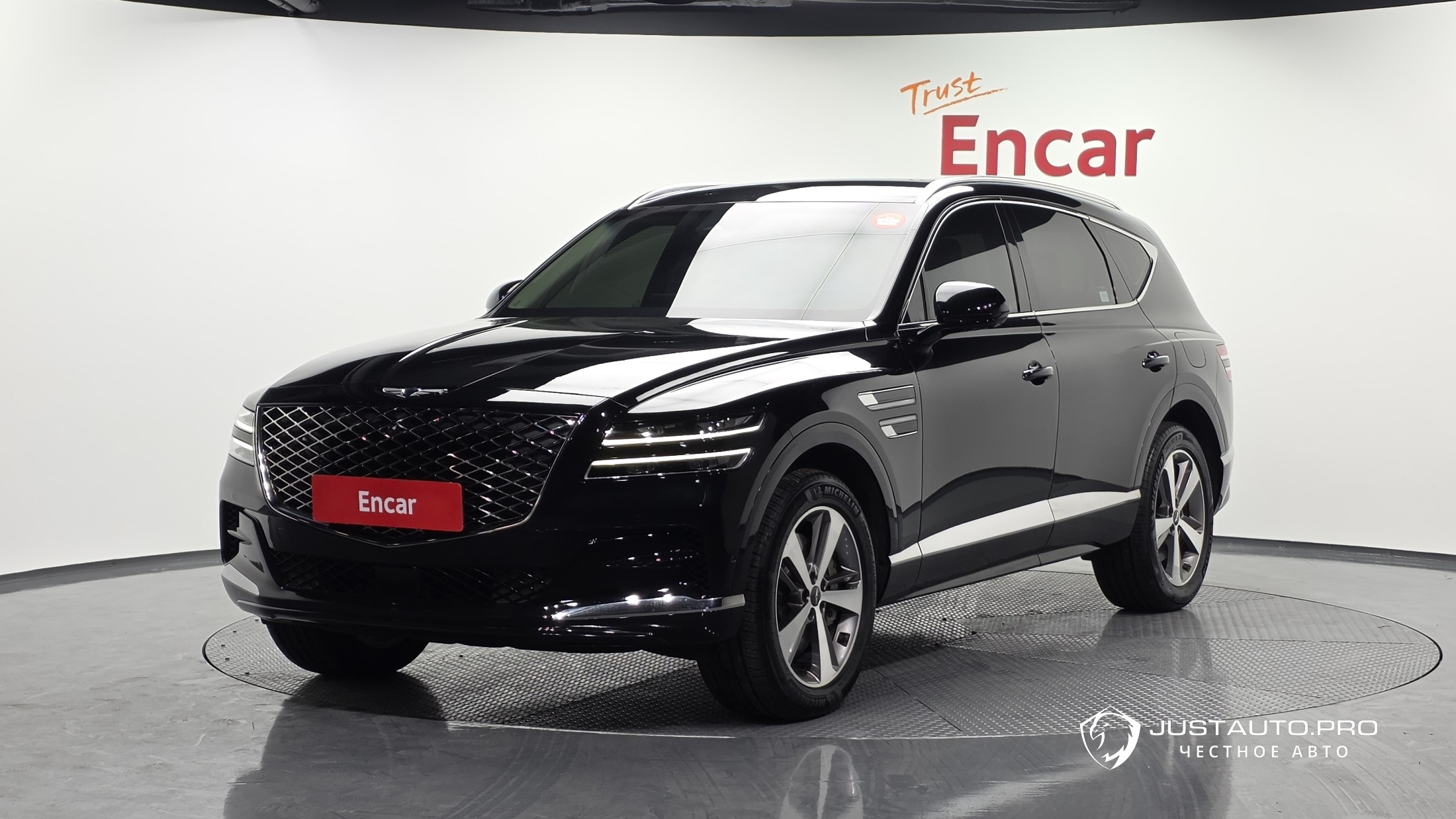 Автомобиль Genesis GV80