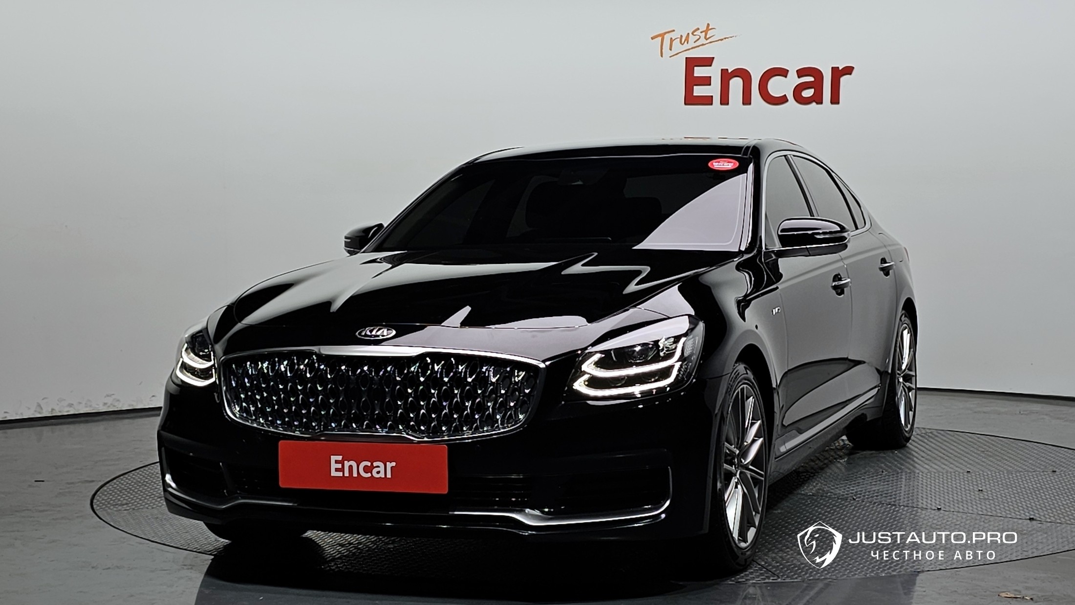 Автомобиль Kia K9