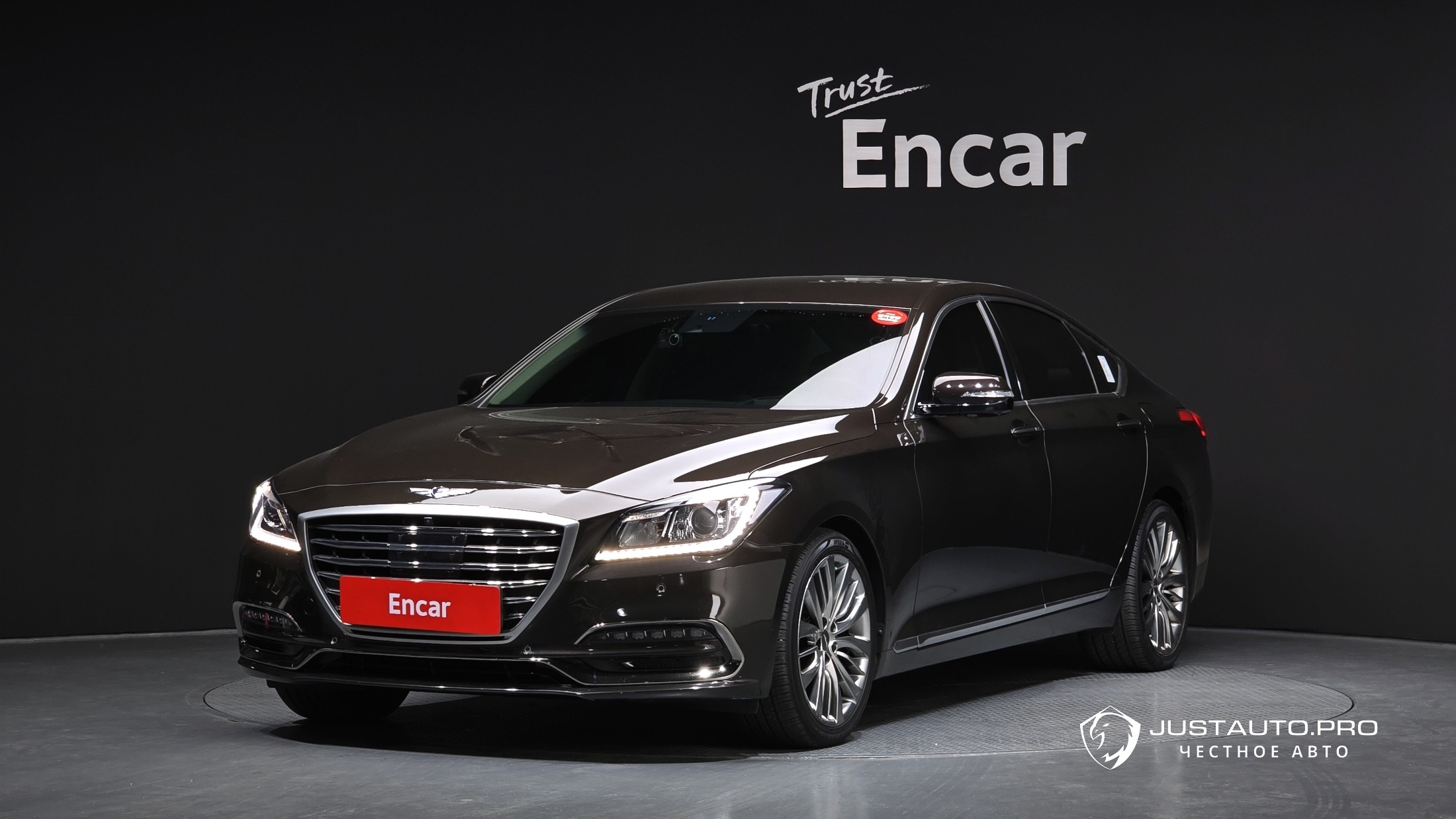 Автомобиль Genesis G80
