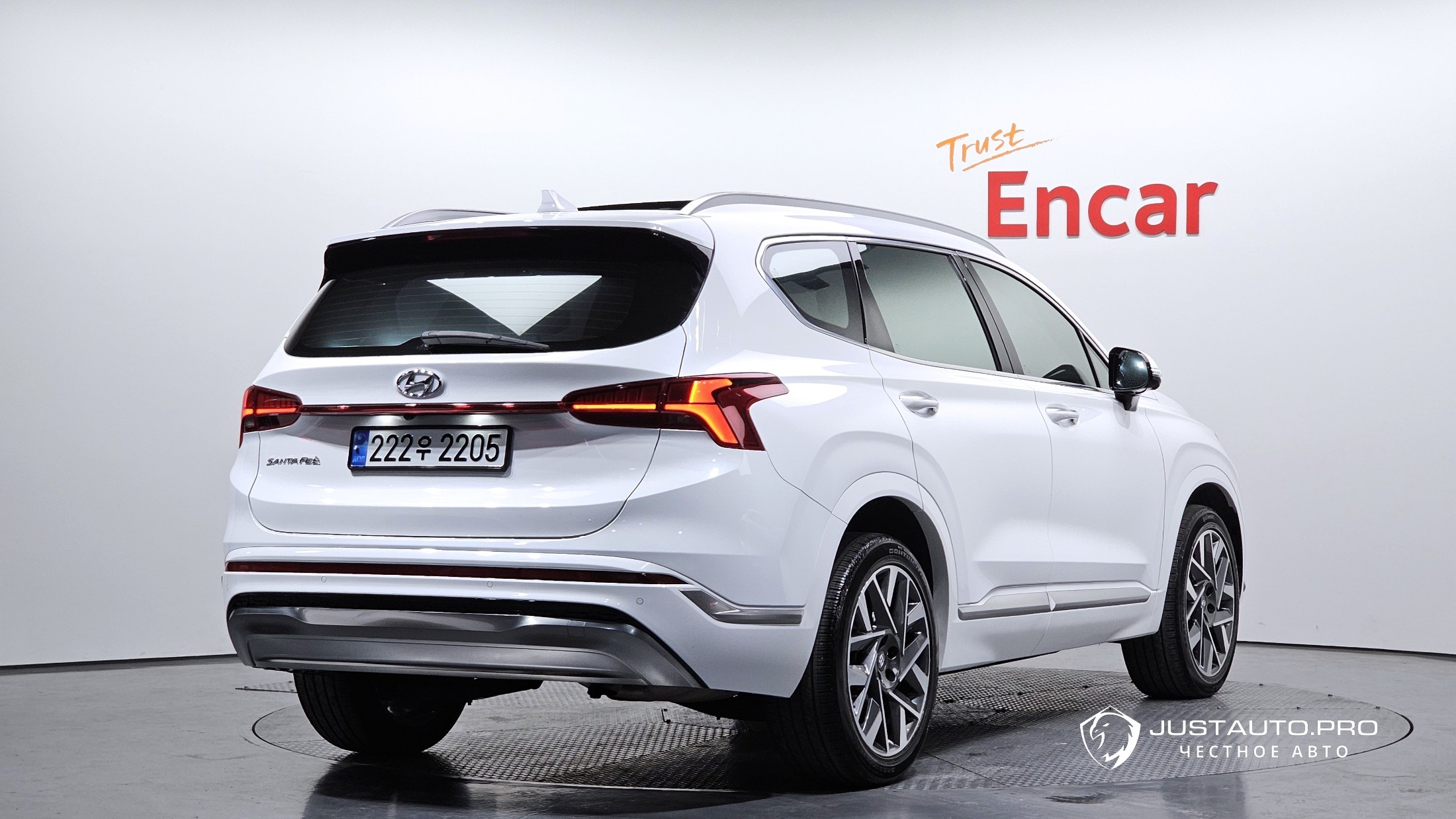 Автомобиль Hyundai Santafe