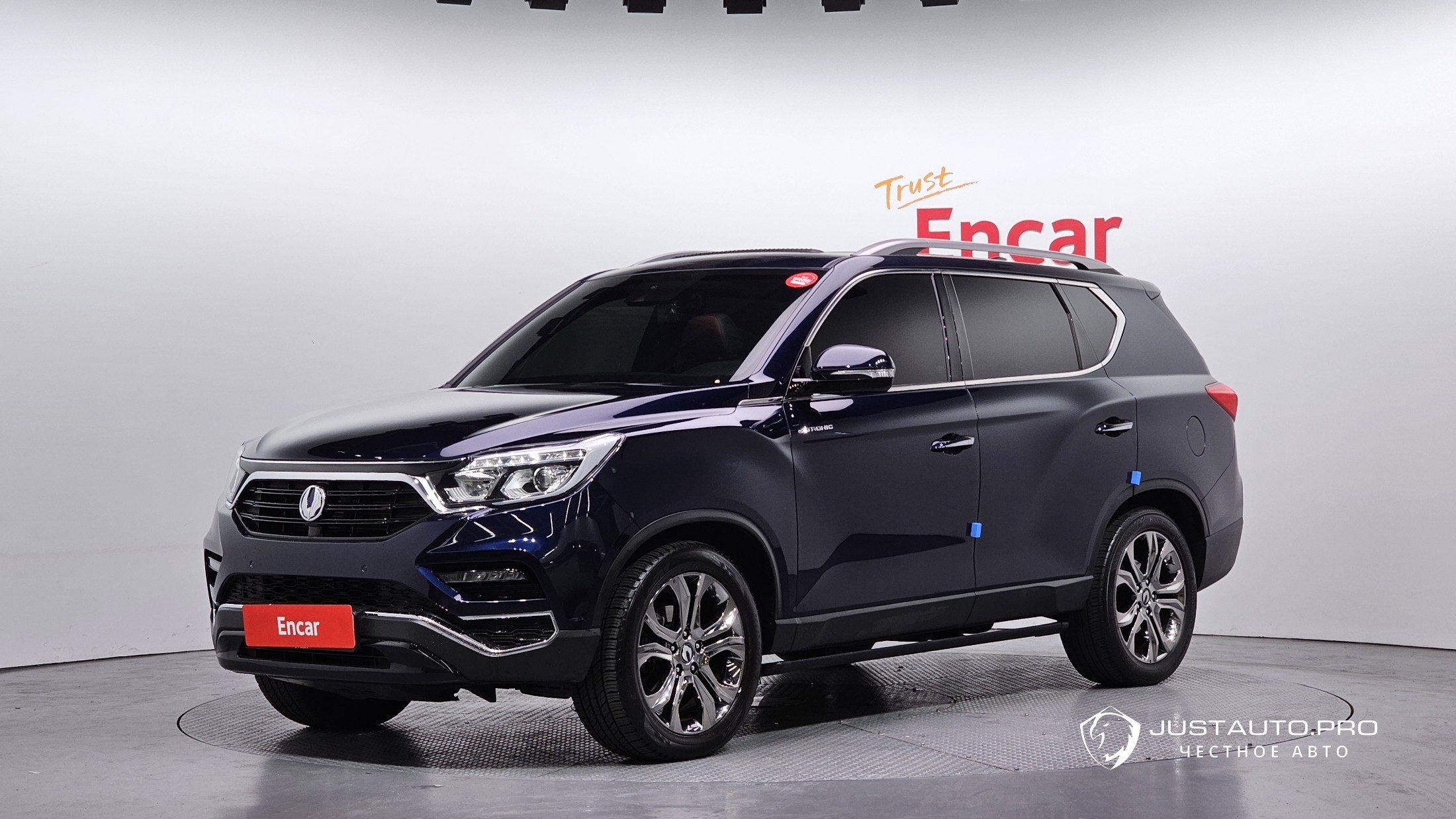 Автомобиль KG_Mobility_Ssangyong Rexton