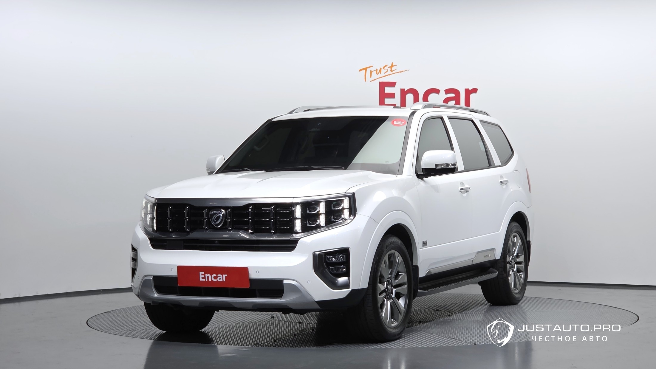 Автомобиль Kia Mohave