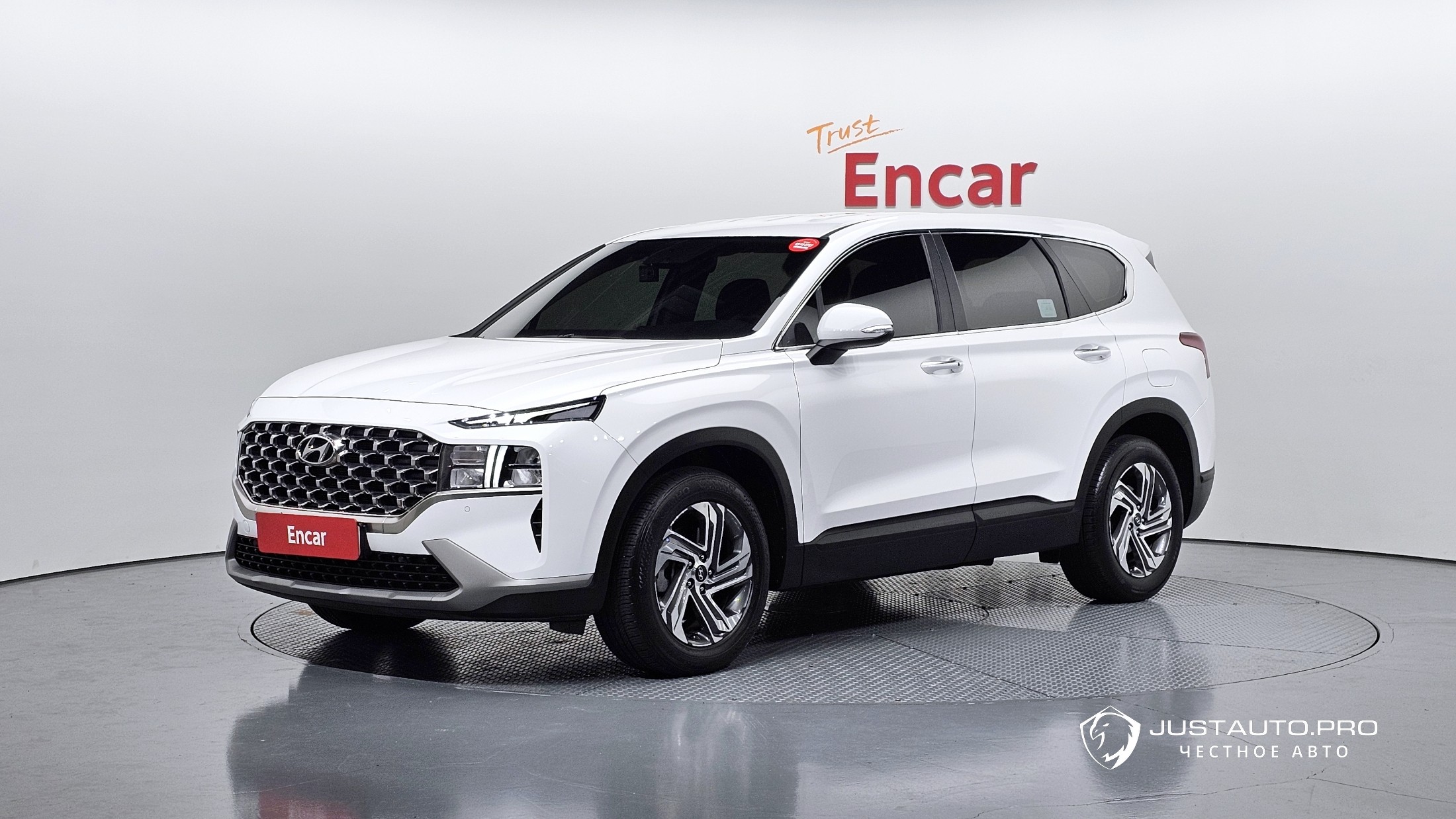 Автомобиль Hyundai Santafe