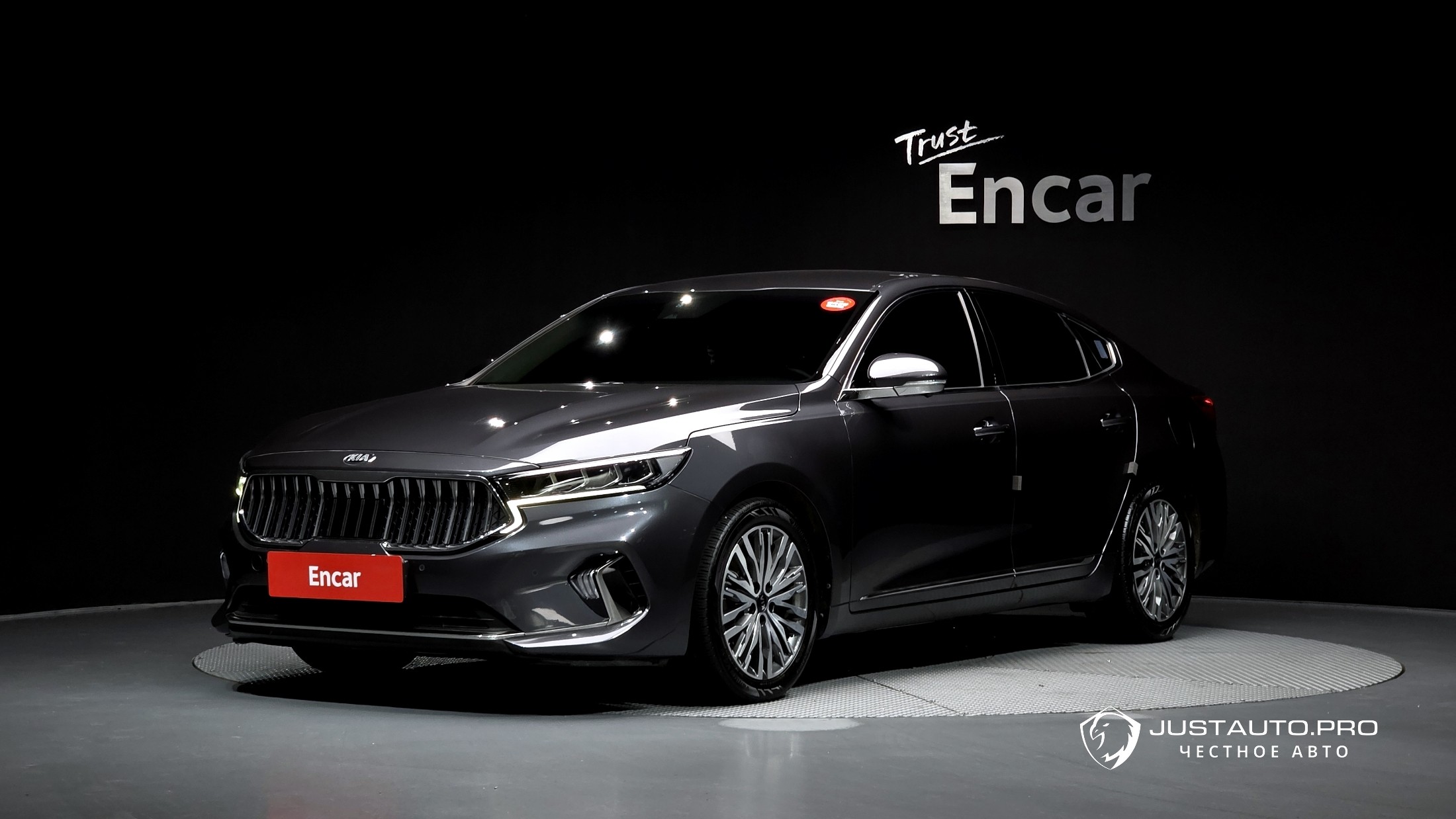 Автомобиль Kia K7