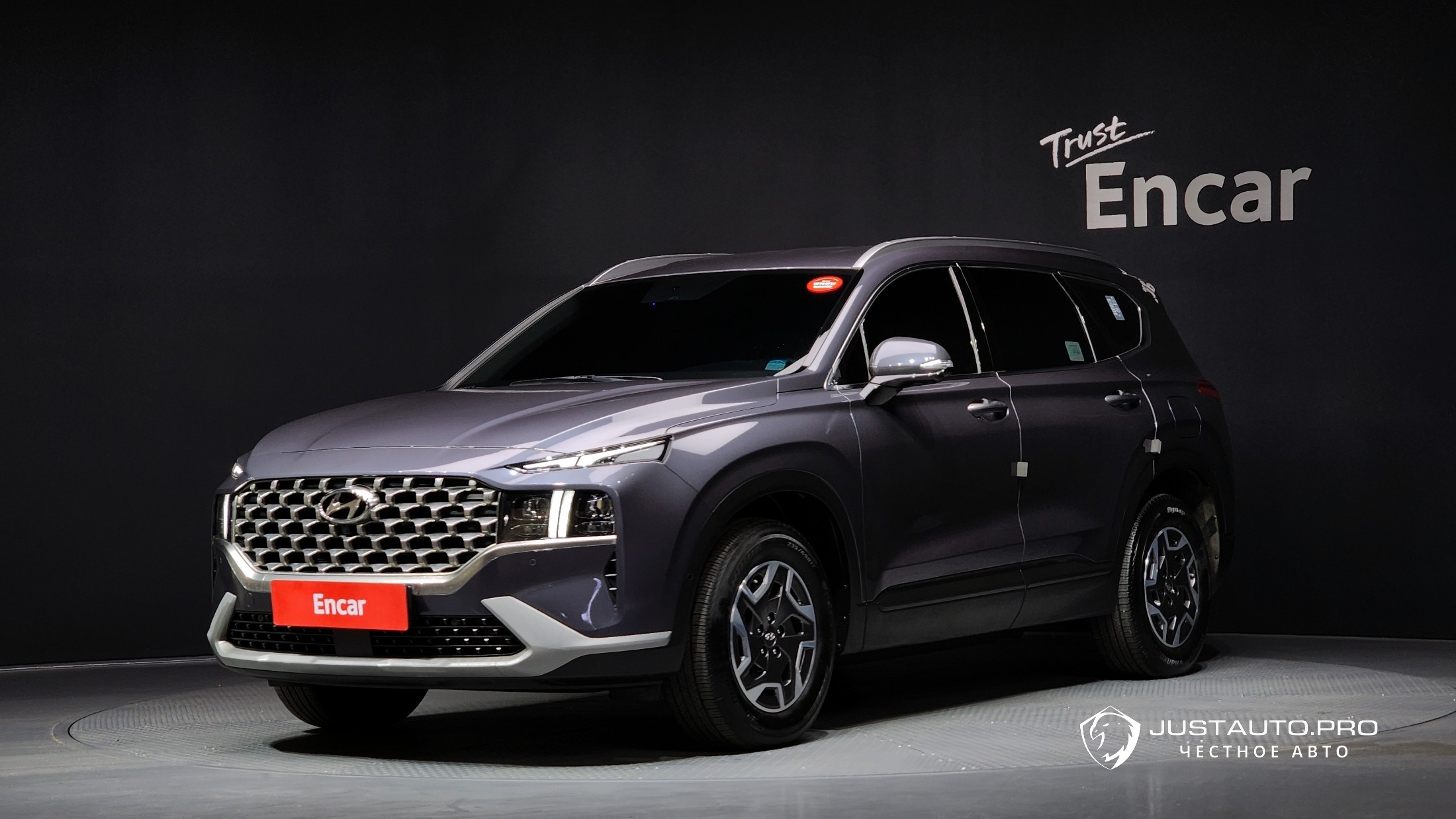 Автомобиль Hyundai Santafe