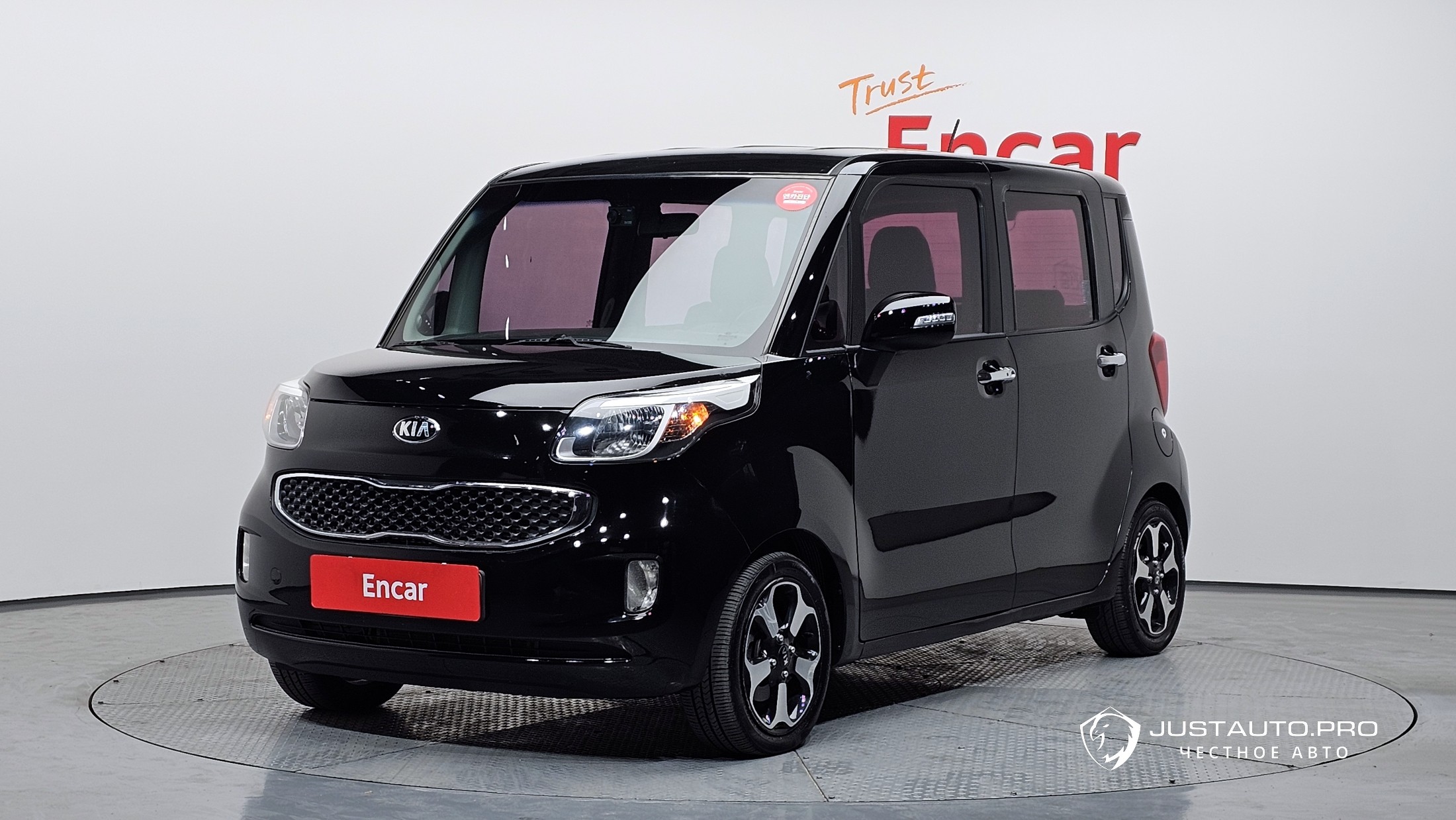 Автомобиль Kia RAY