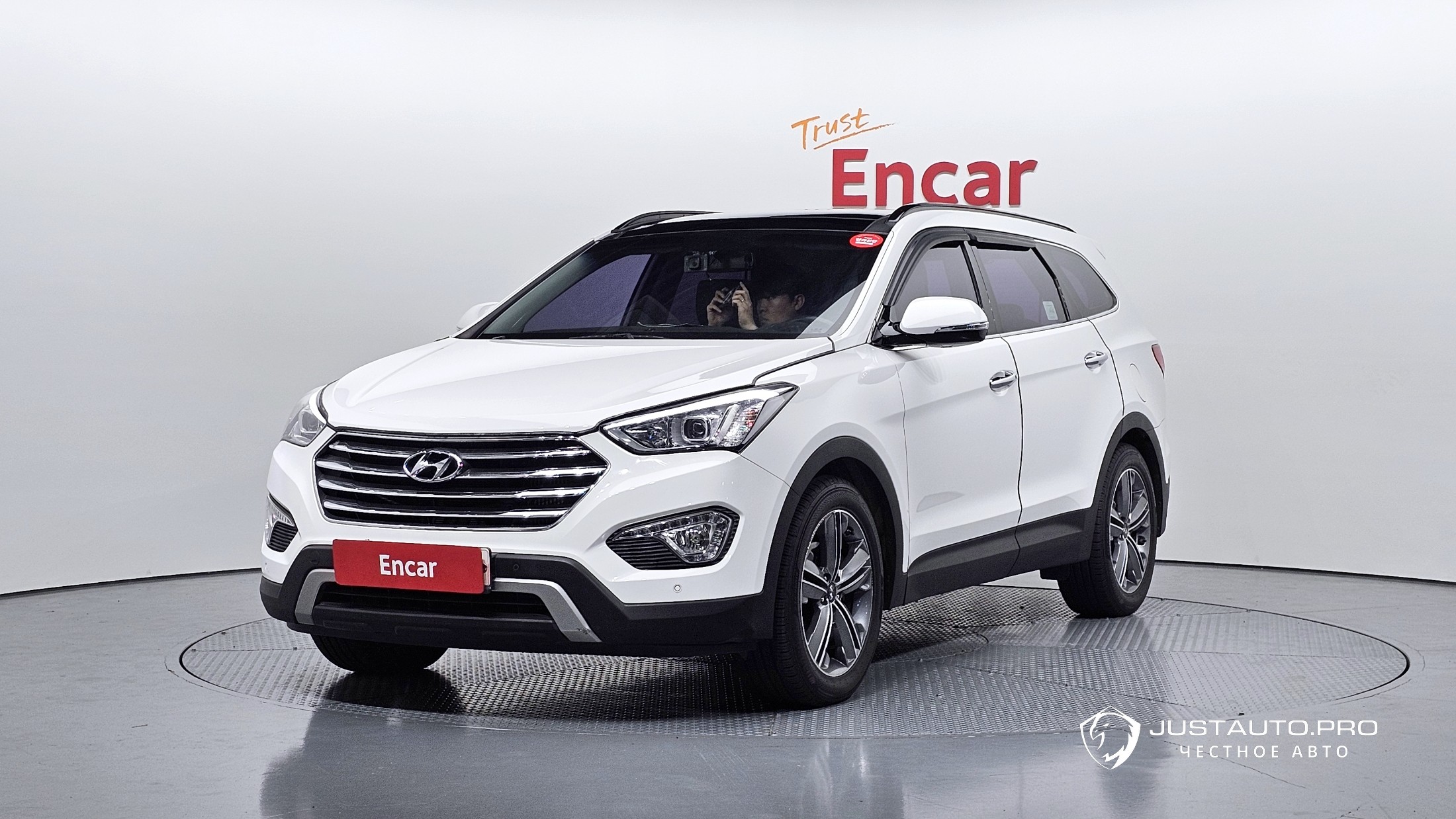 Автомобиль Hyundai Maxcruz