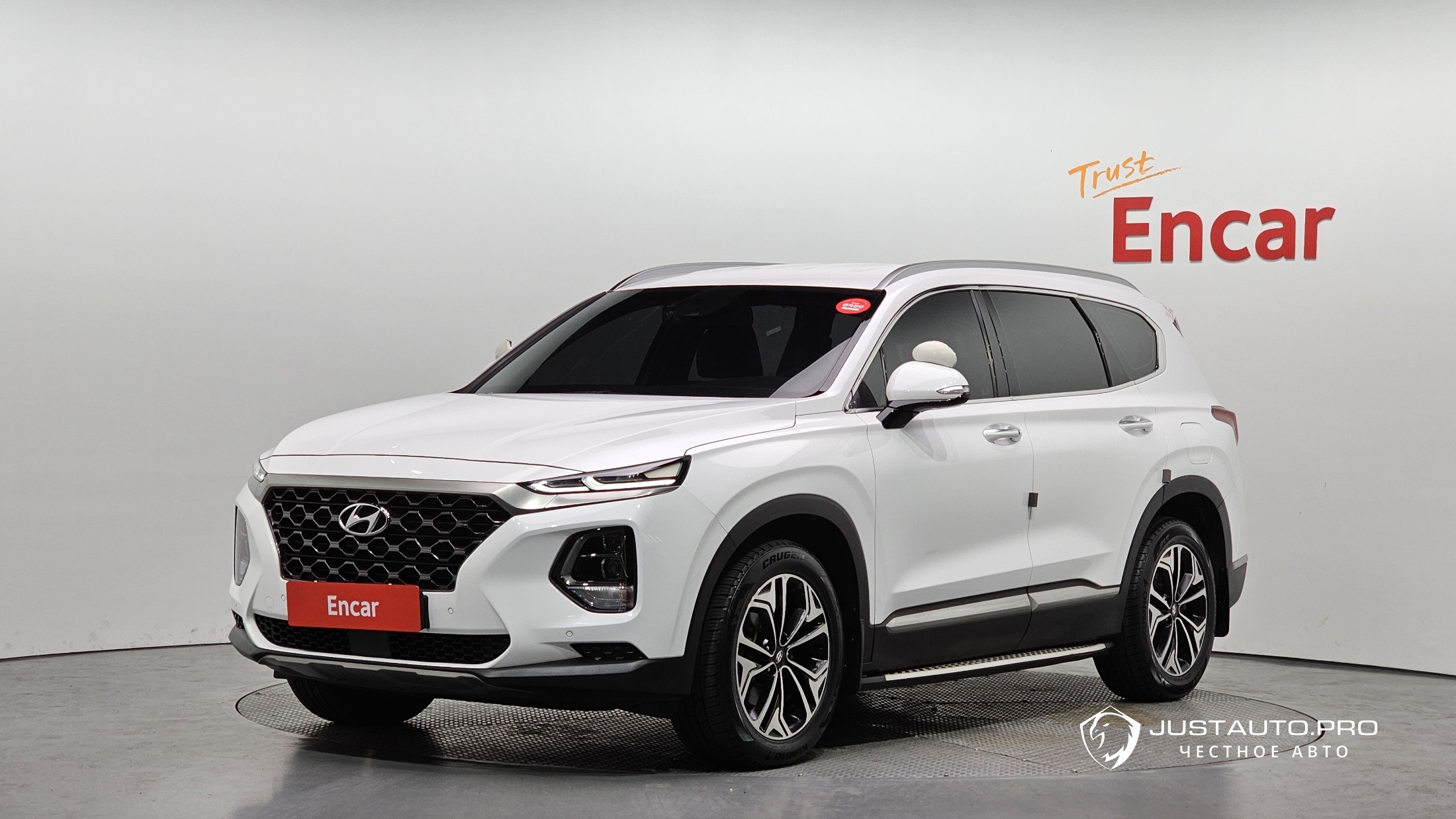 Автомобиль Hyundai Santafe