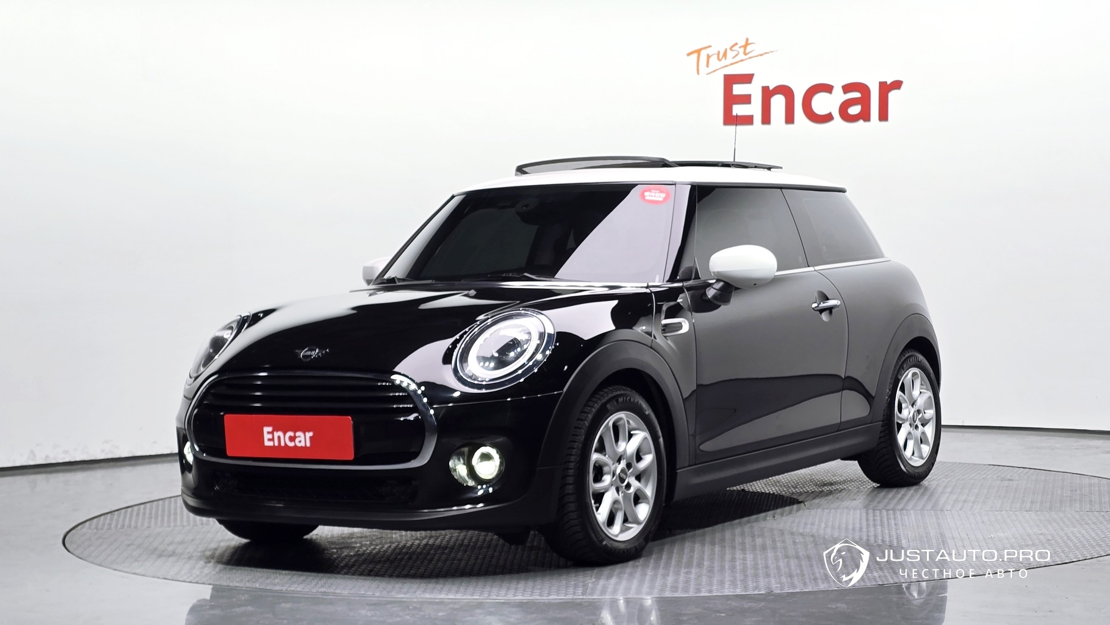 Автомобиль Mini Cooper