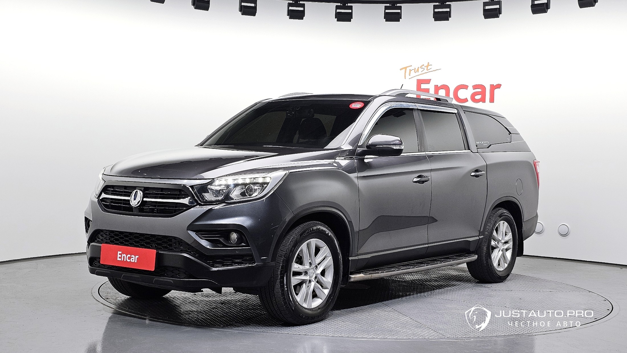 Автомобиль KG_Mobility_Ssangyong Rexton