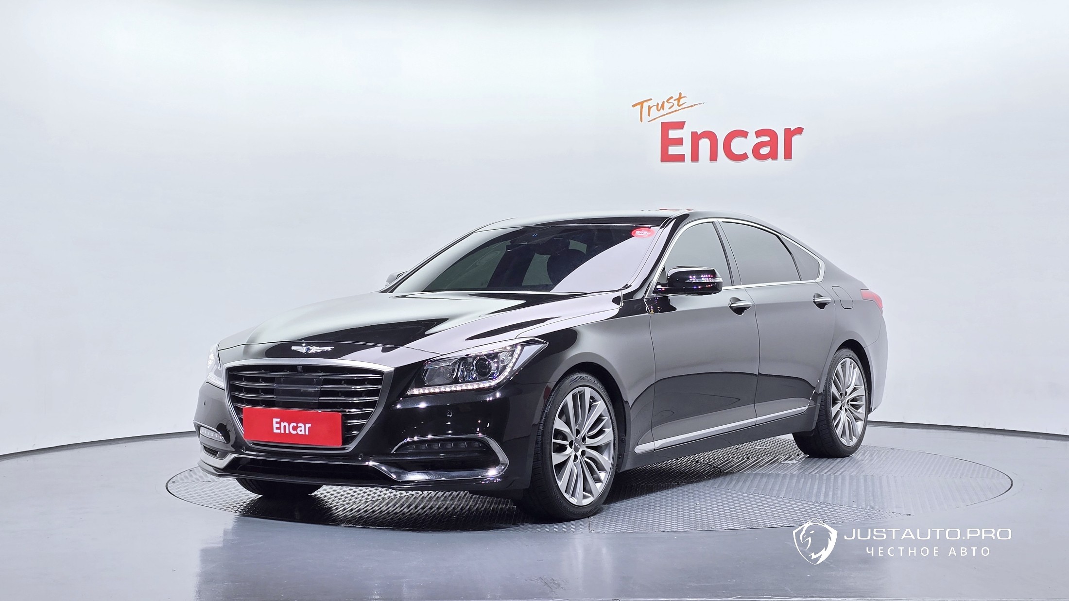 Автомобиль Genesis G80