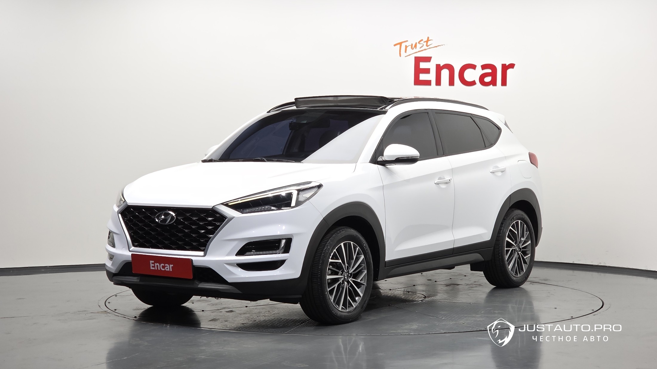Автомобиль Hyundai Tucson