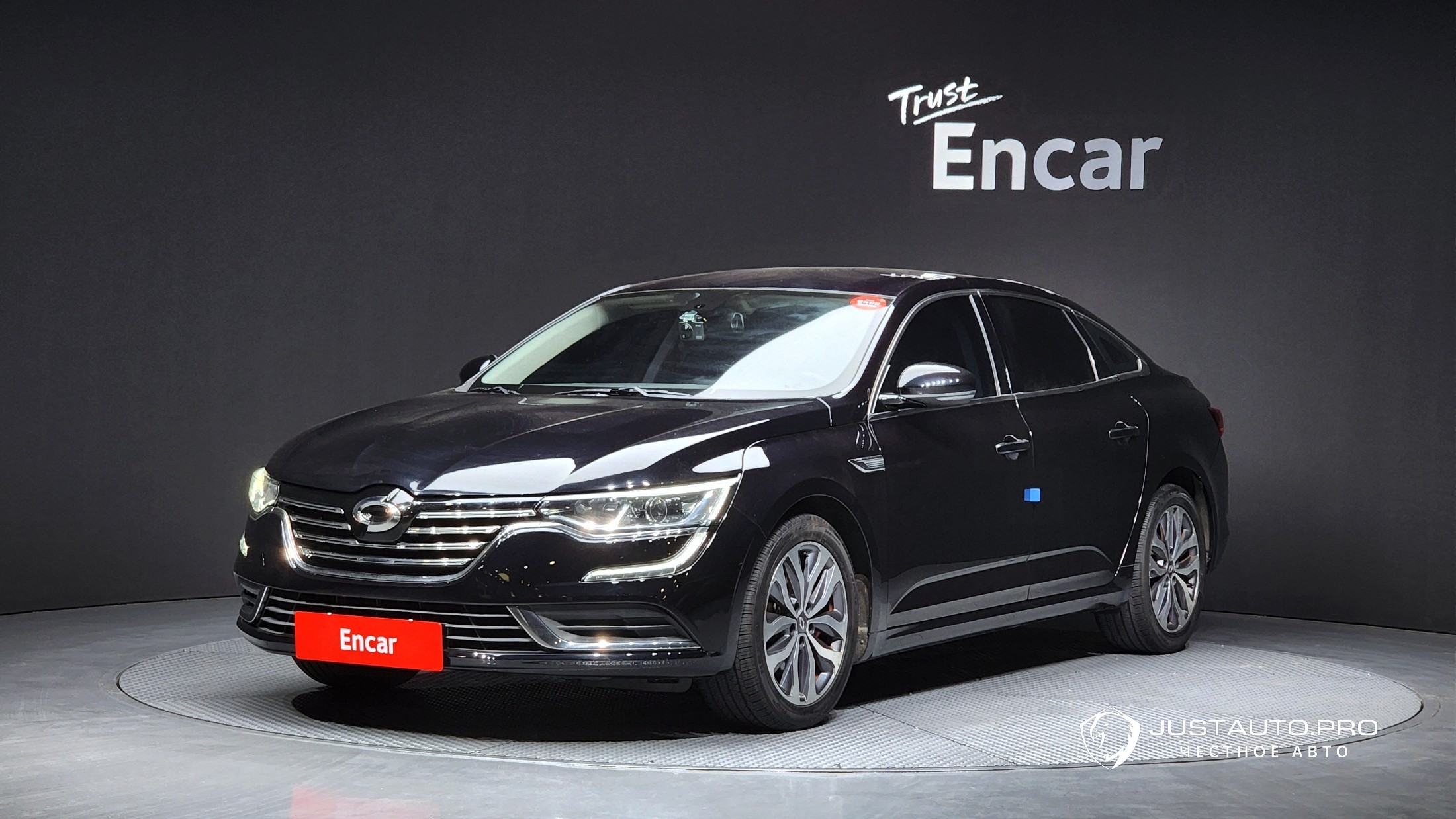 Автомобиль Renault-KoreaSamsung SM6