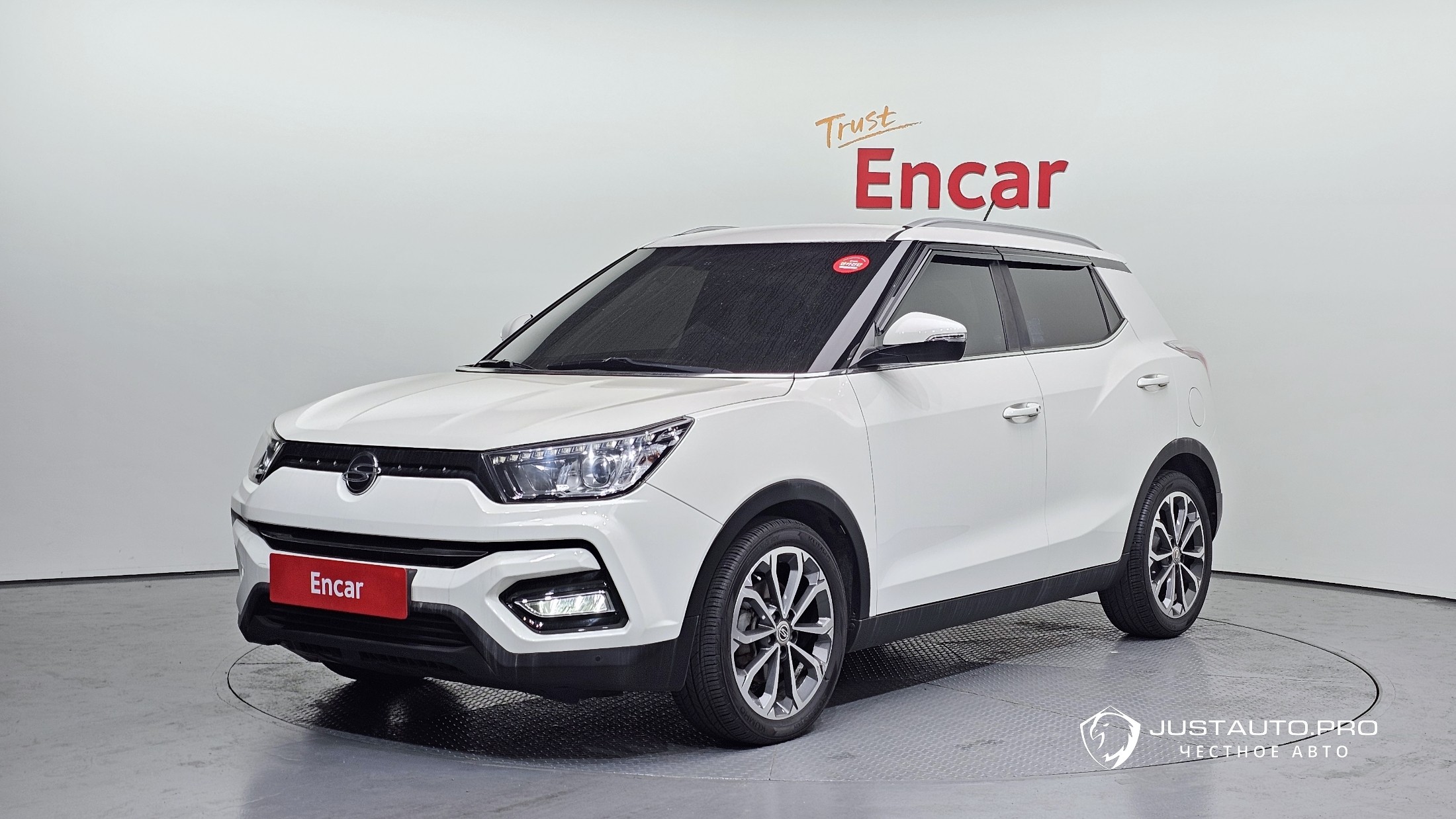 Автомобиль KG_Mobility_Ssangyong TIBOLI