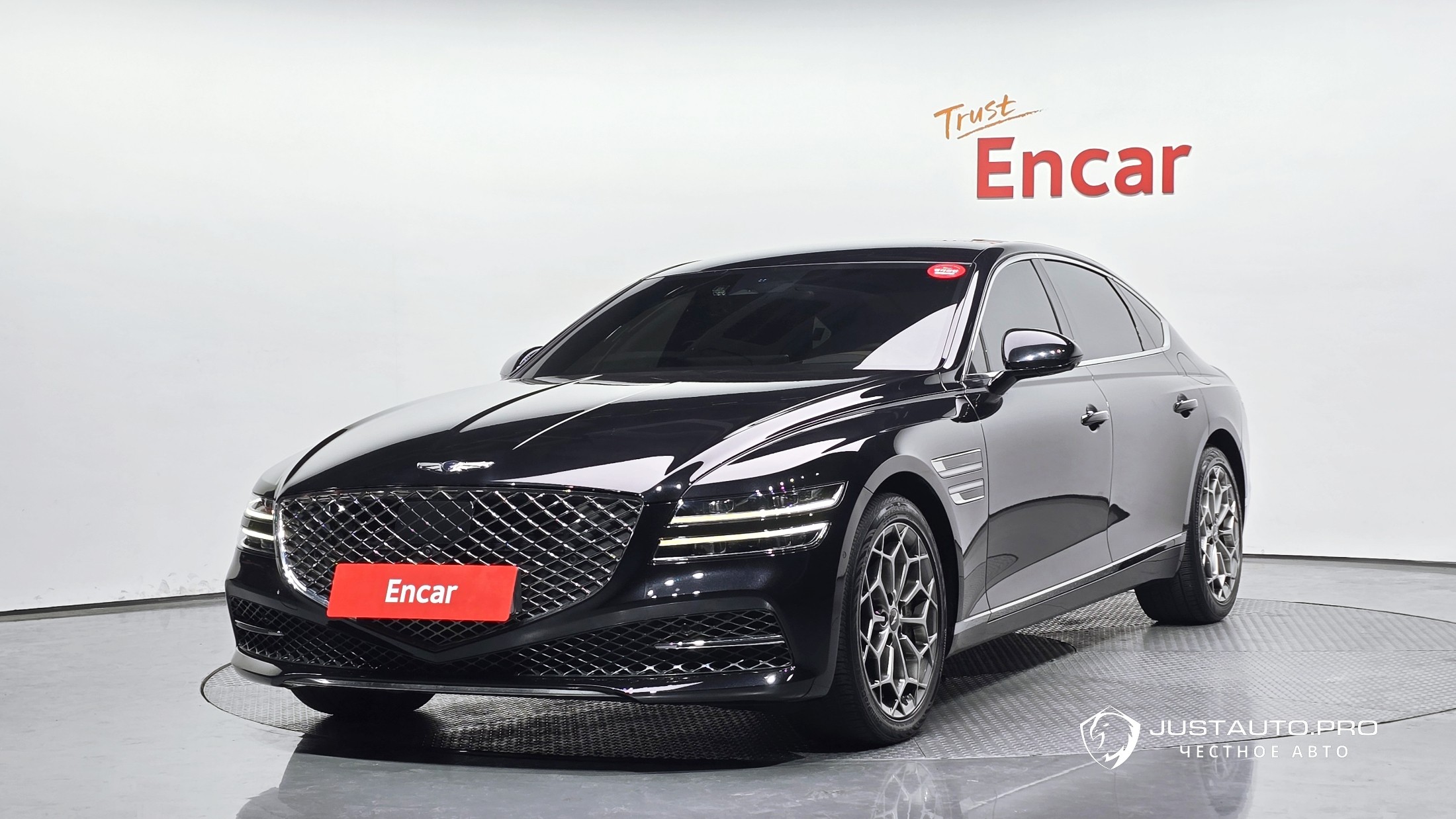 Автомобиль Genesis G80