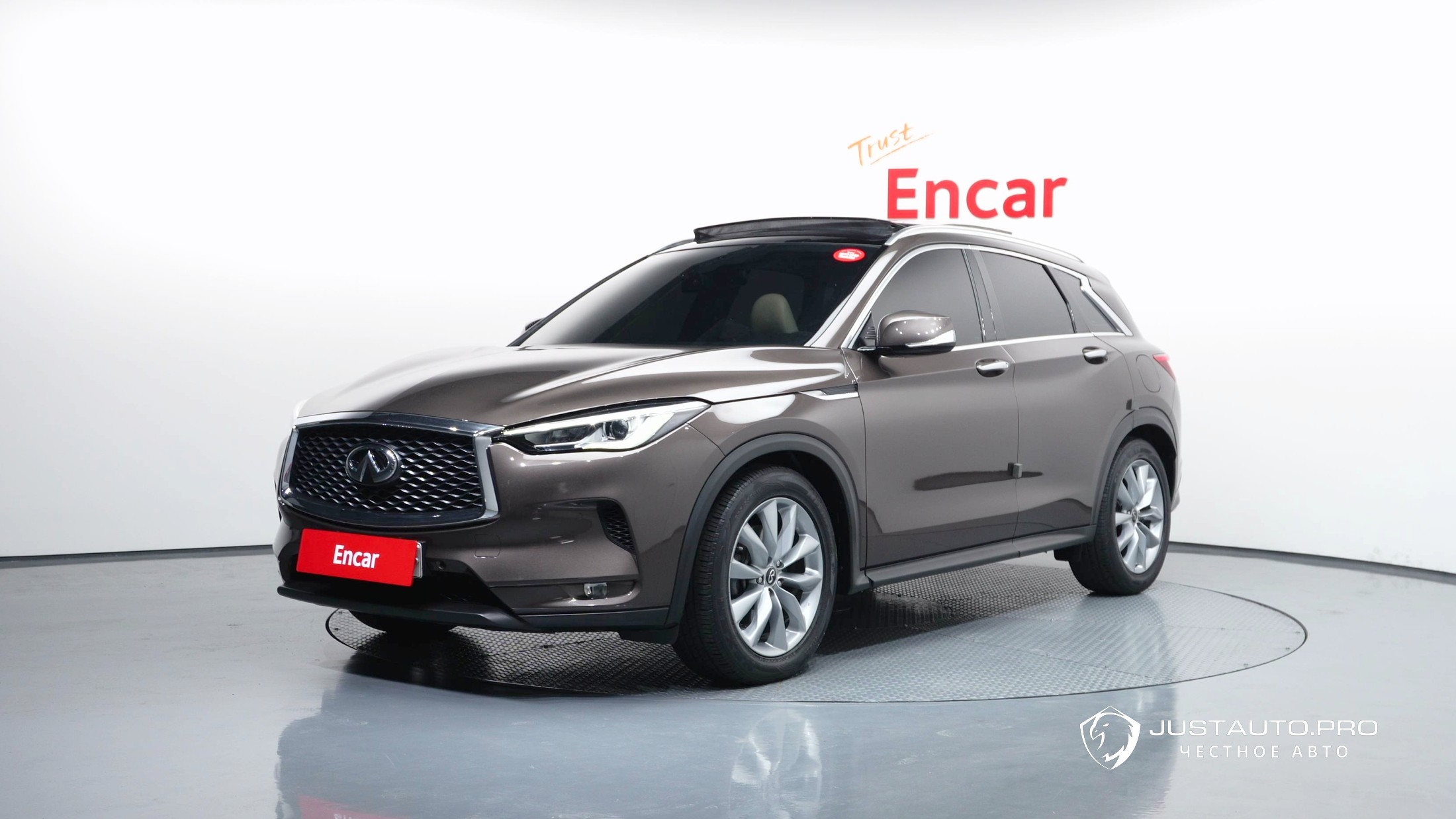 Автомобиль Infiniti QX50