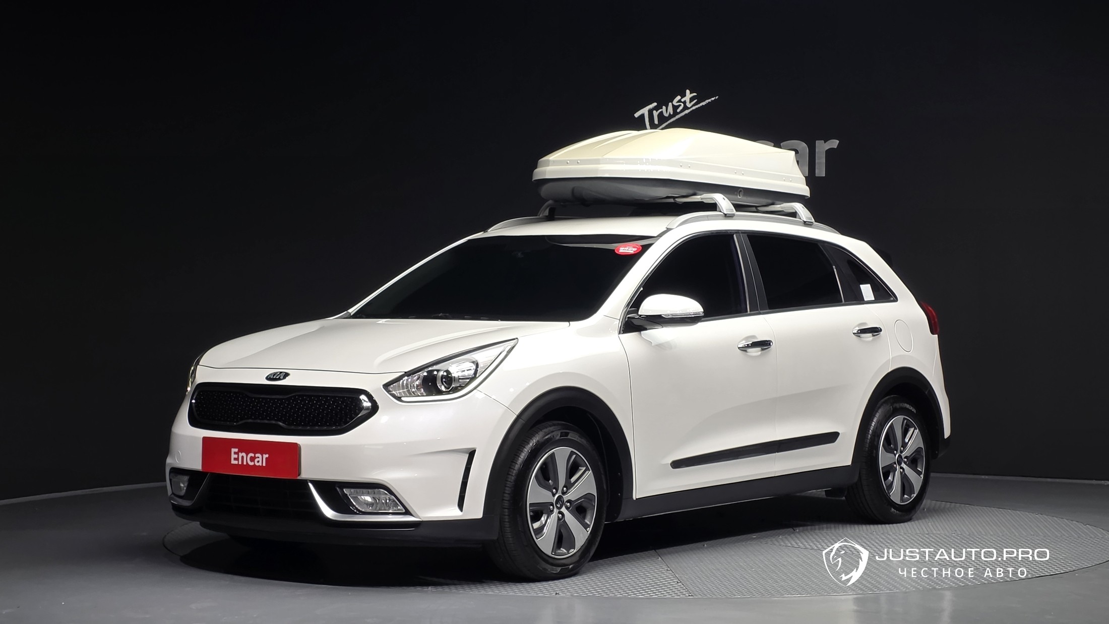 Автомобиль Kia Niro