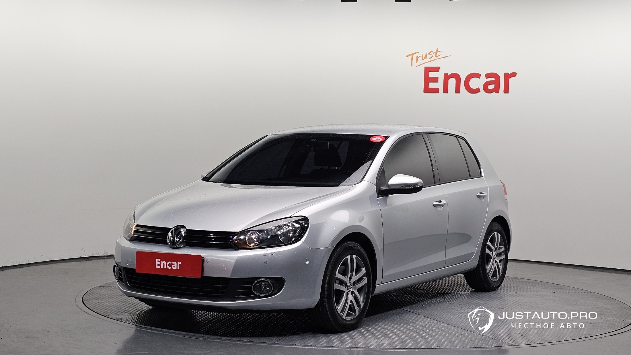 Автомобиль Volkswagen Golf