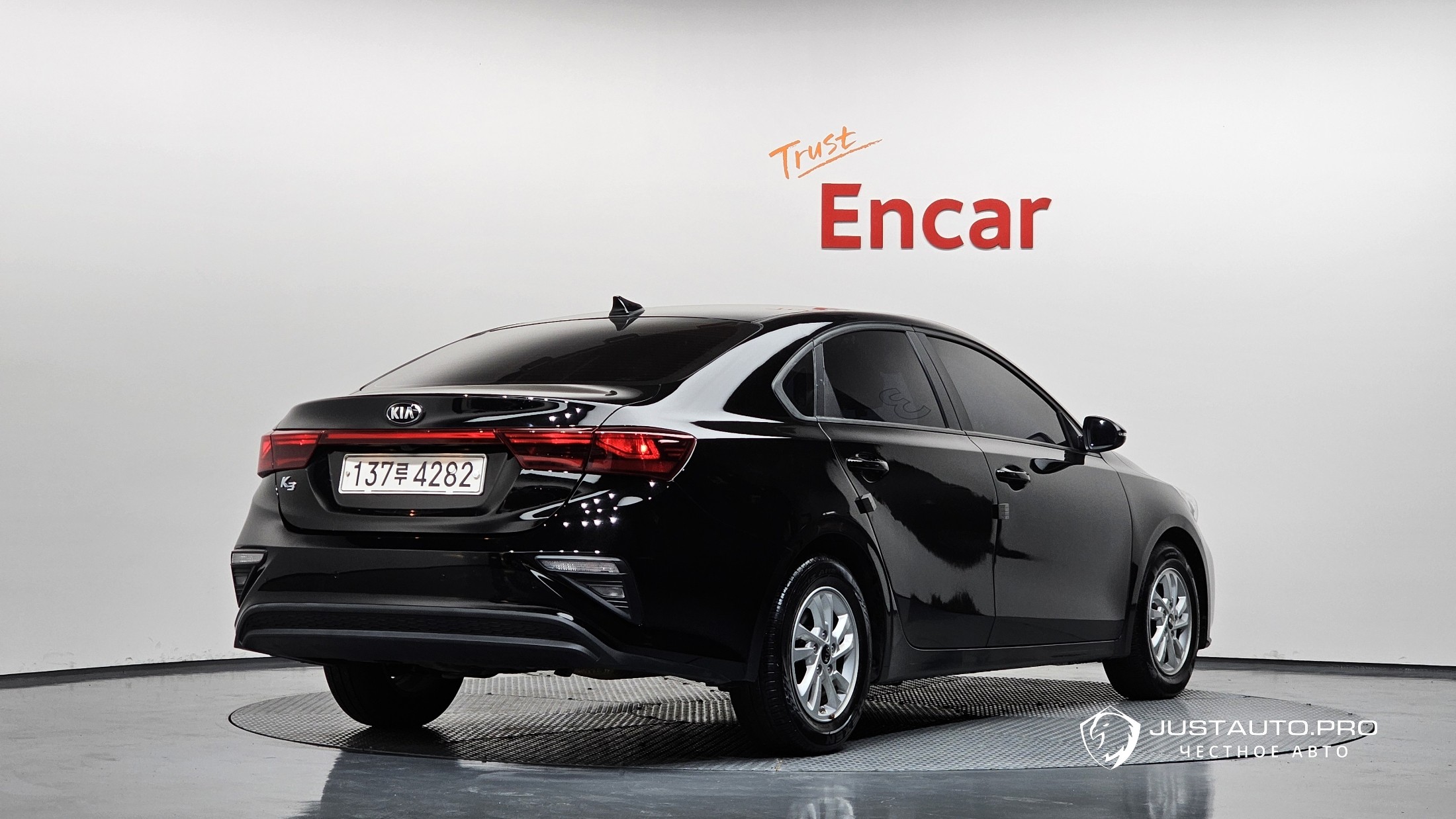 Автомобиль Kia K3