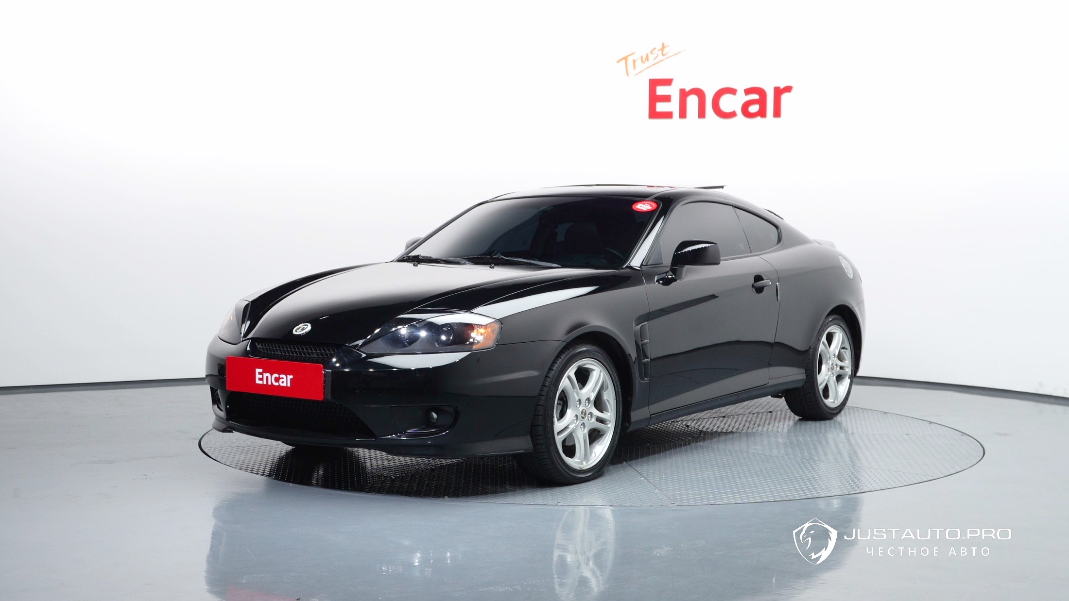 Автомобиль Hyundai Tuscani