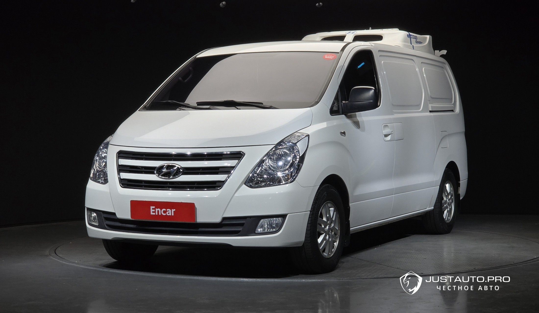 Автомобиль Hyundai Starex