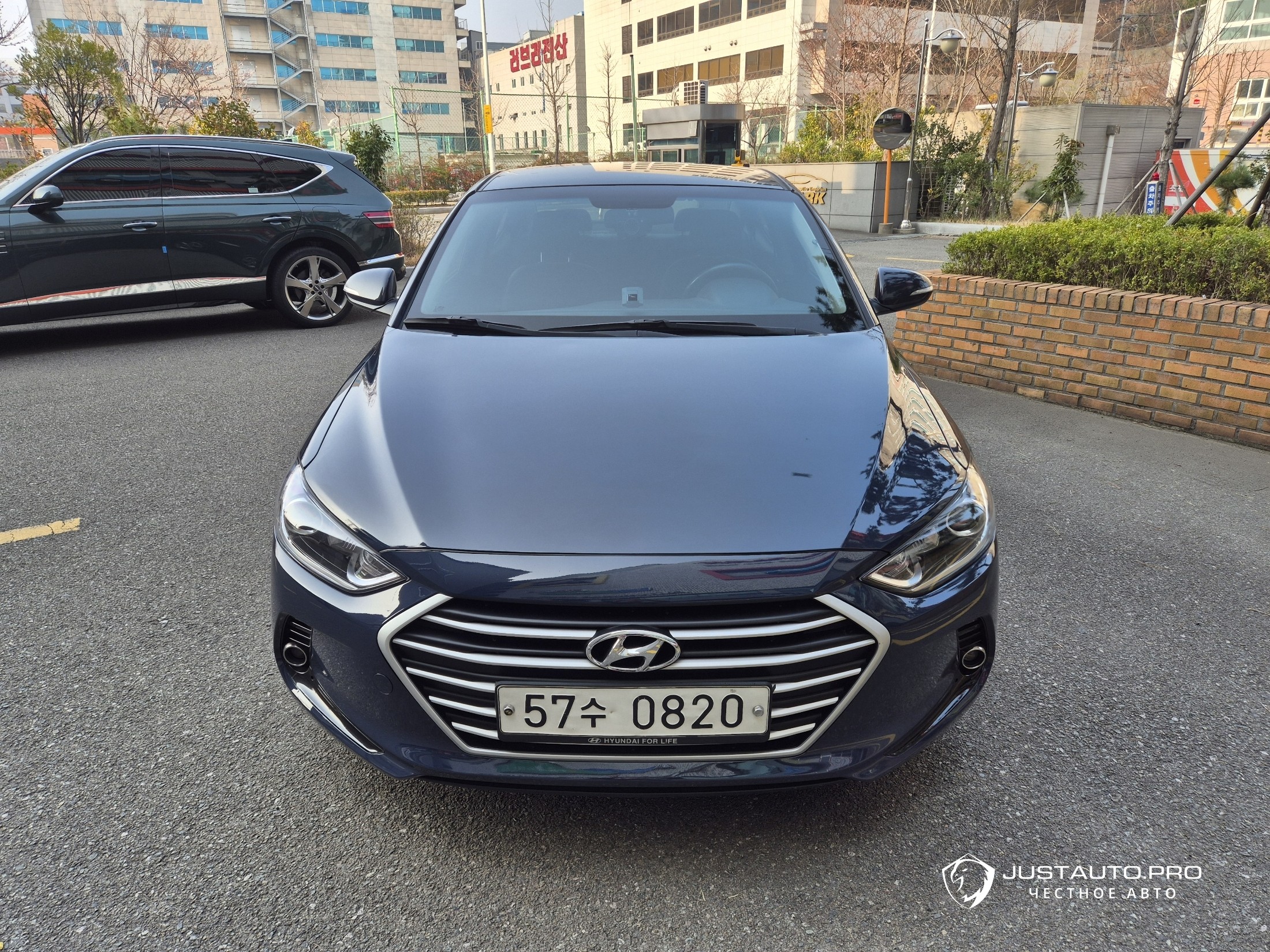 Автомобиль Hyundai AVANTE