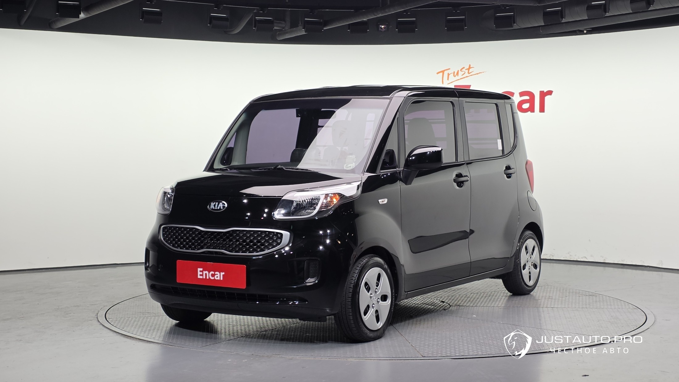 Автомобиль Kia RAY