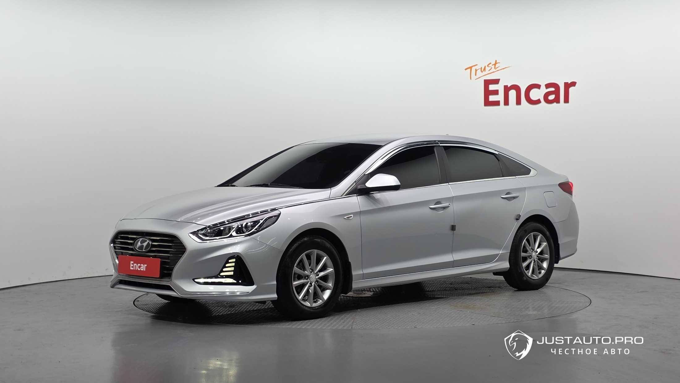 Автомобиль Hyundai Sonata