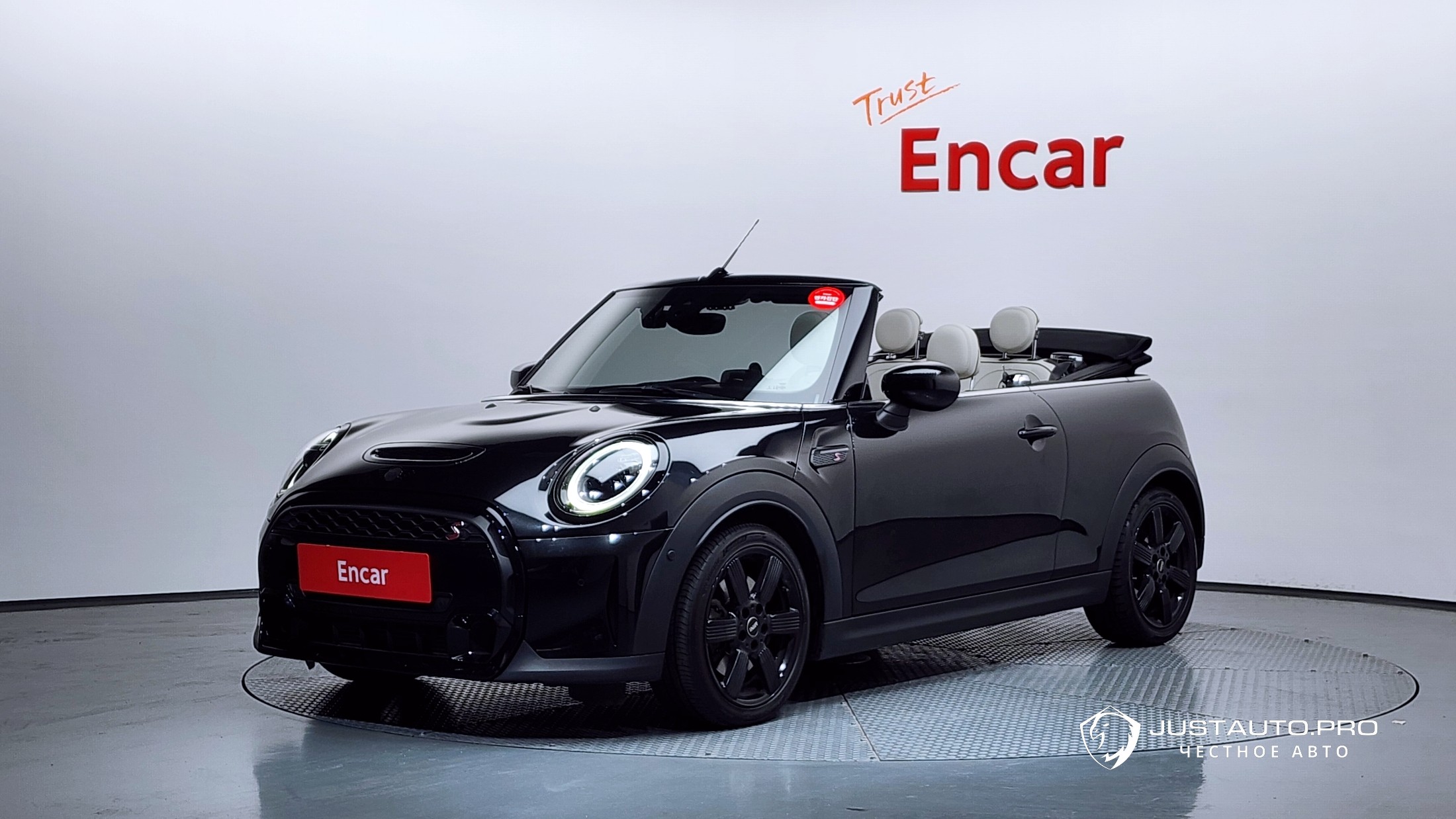 Автомобиль Mini Cooper Convertible