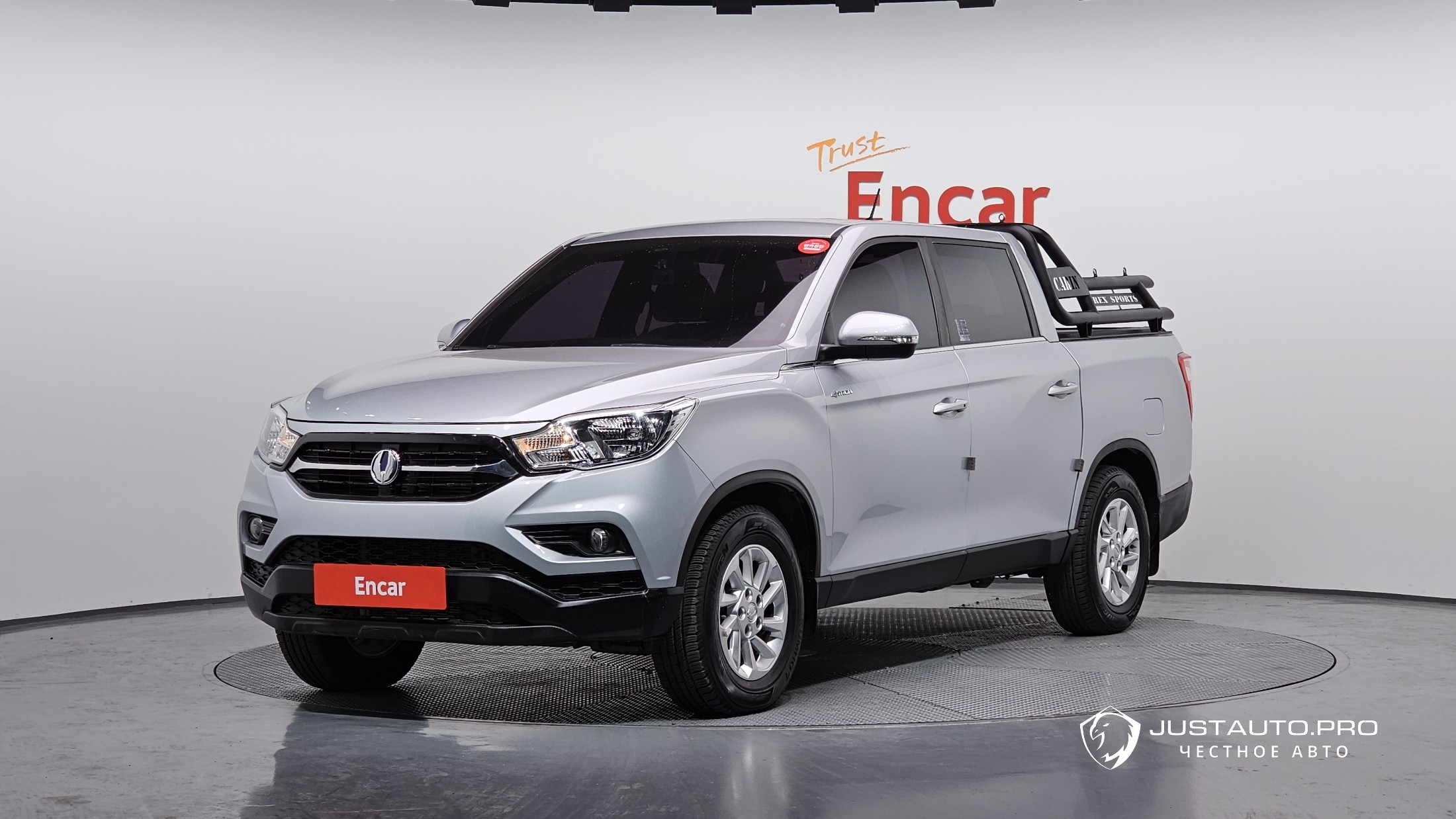 Автомобиль KG_Mobility_Ssangyong Rexton